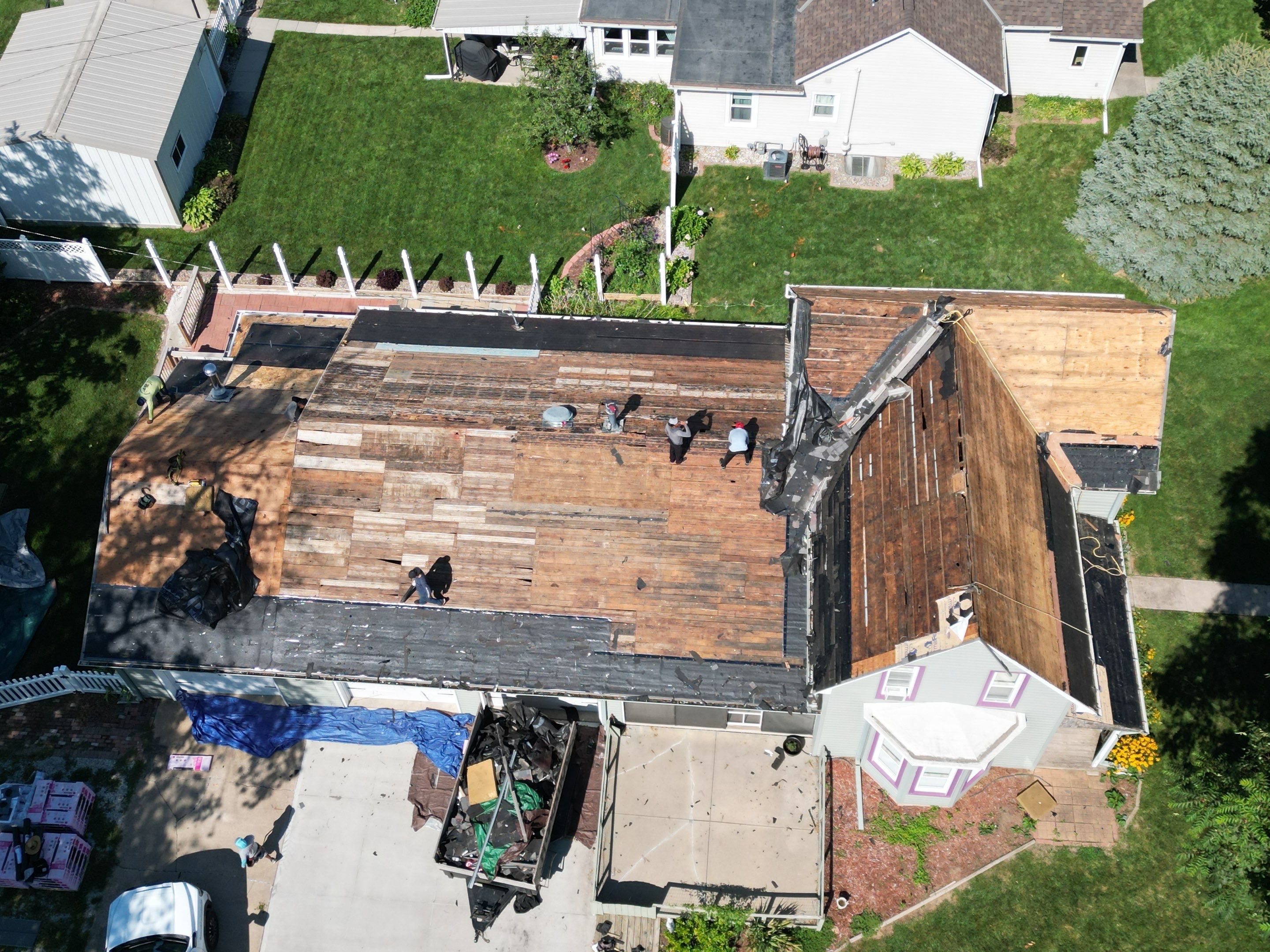 Residential Roofing Installation using Owens Corning Duration Colonial Slate by Lightning Exteriors