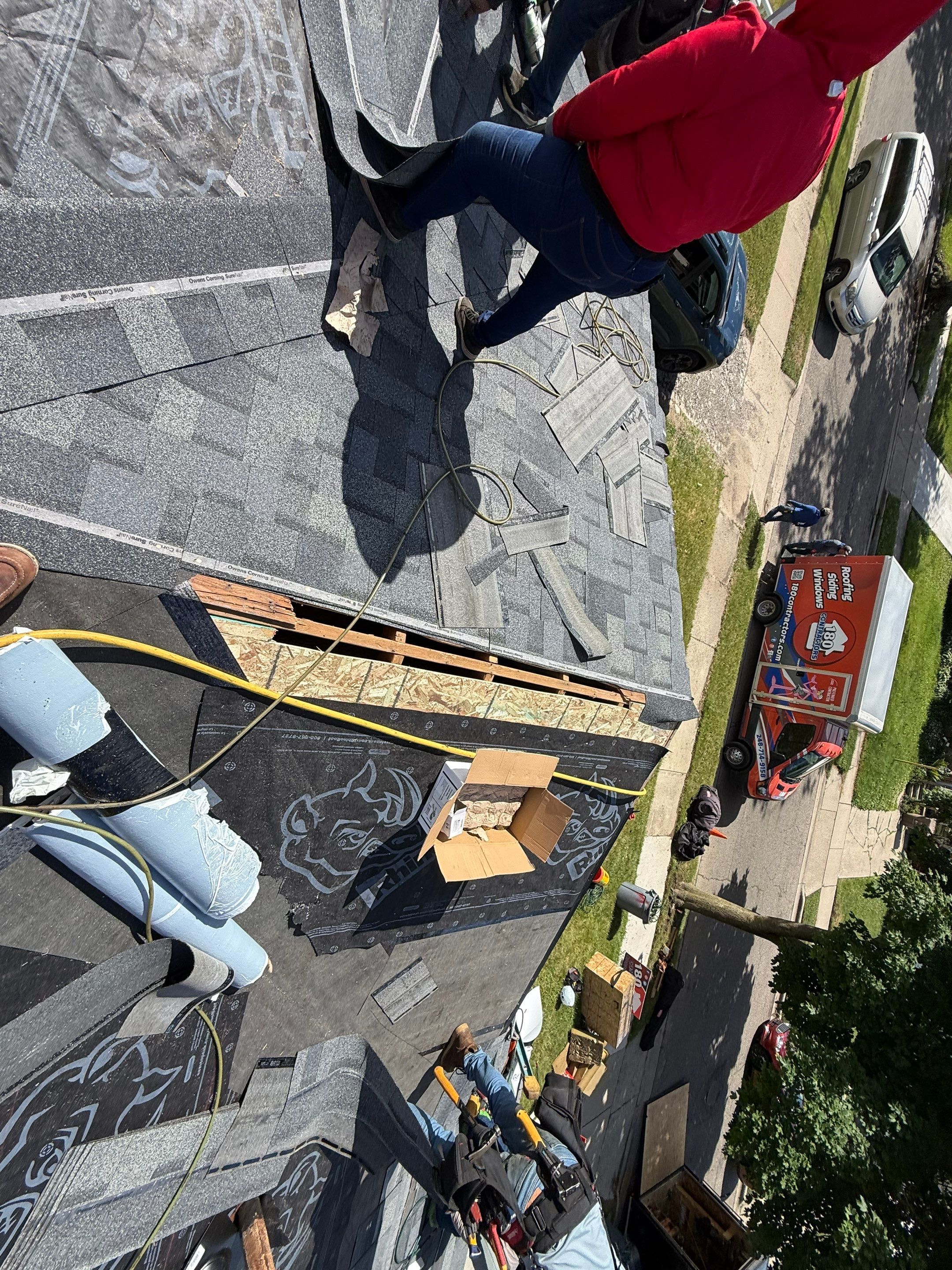 Roof Replacement using Owens Corning Tru Definitions by 180 Contractors