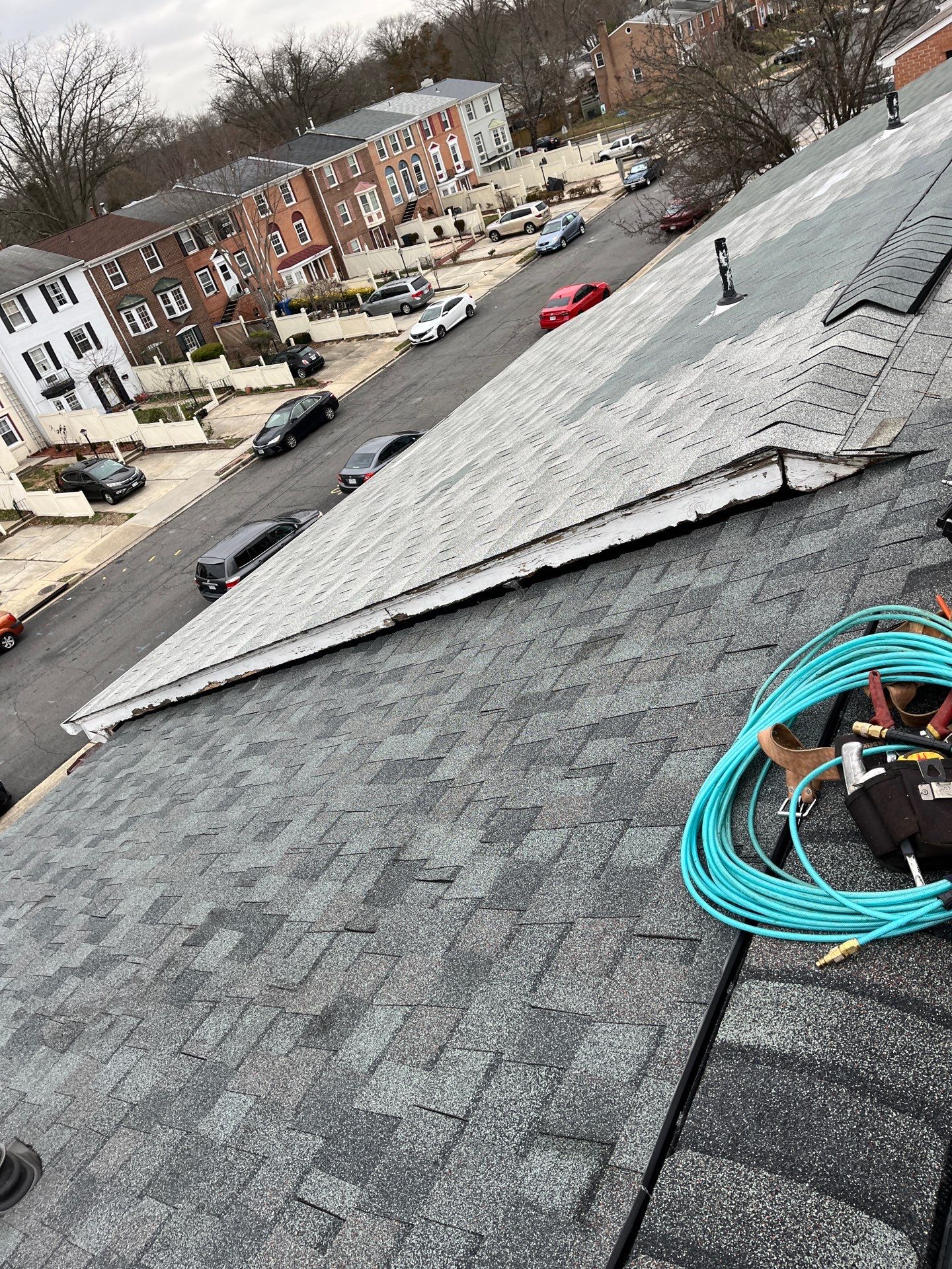 Alexandria Certainteed Landmark Roof in Colonial Slate by RM Banning, Inc.