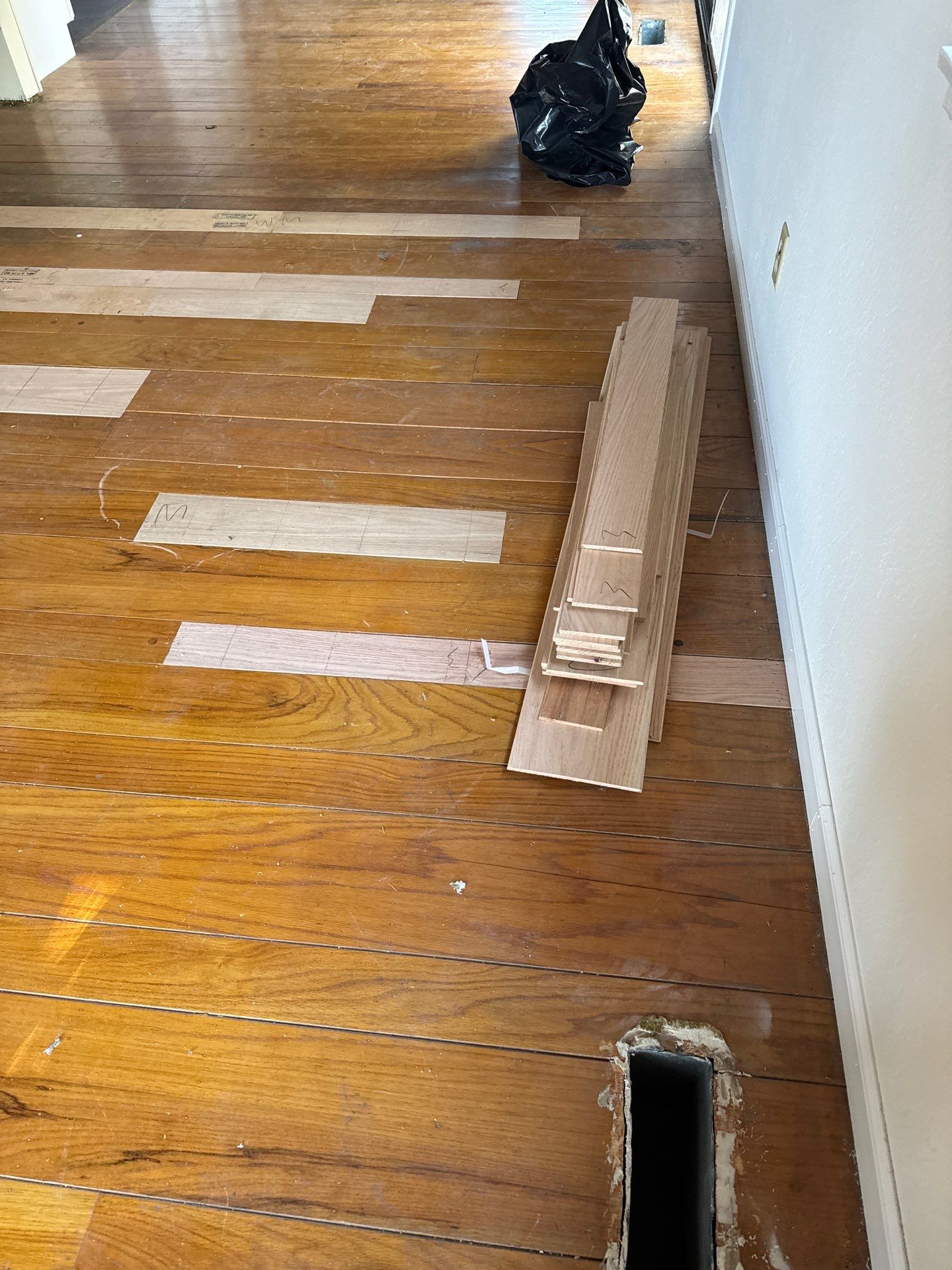 Complete transformation of Hardwood Flooring by Footprints Floors South Sacramento