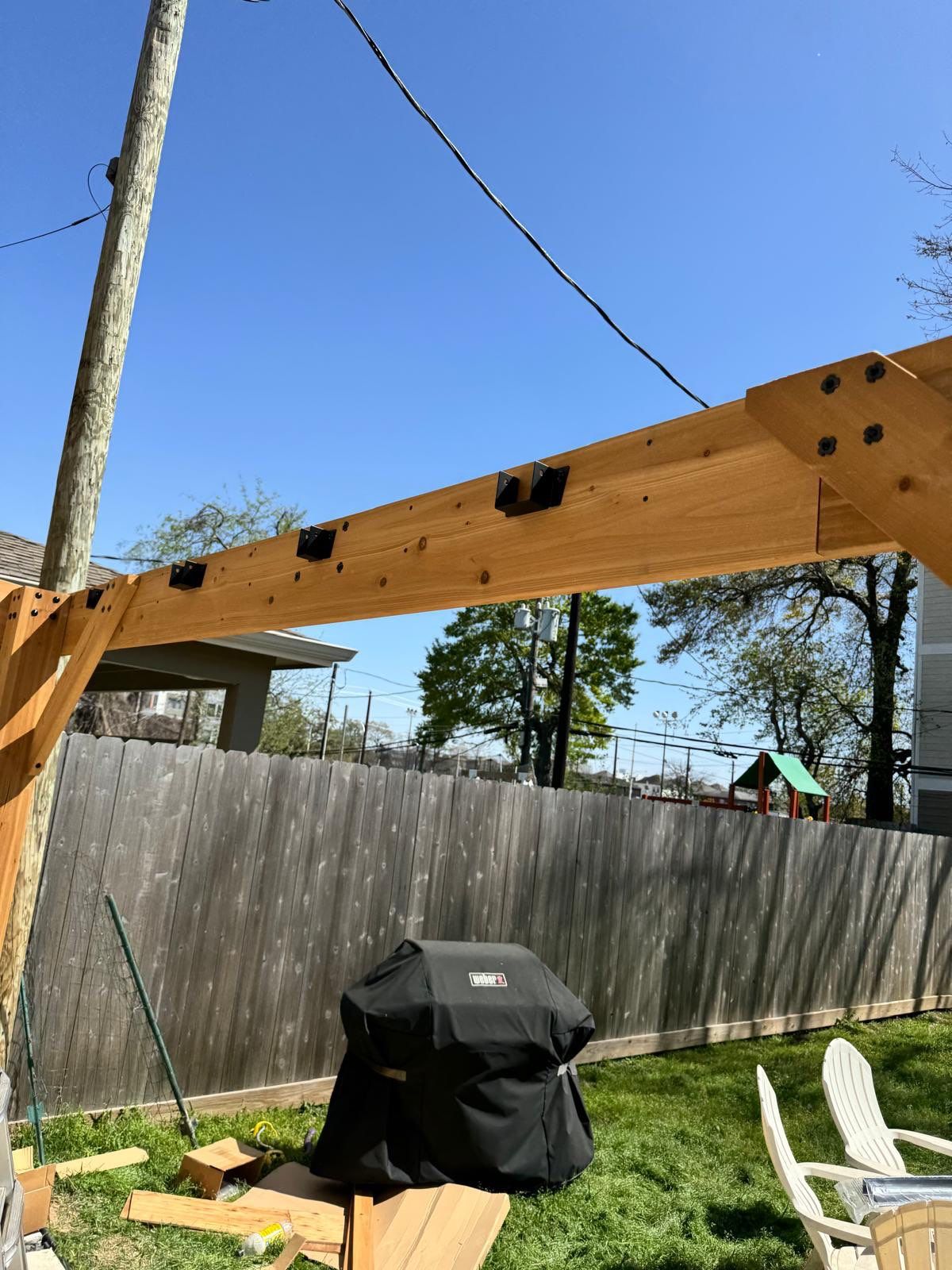 Backyard Upgrade: Professional Pergola Installation for Jennifer! ☀️🍹 by Texas Urban Elements