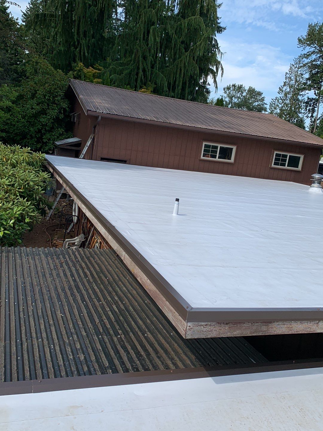 Tulalip Residence Duro-Fleece Re-roof by Alternative Roofing Systems Inc.