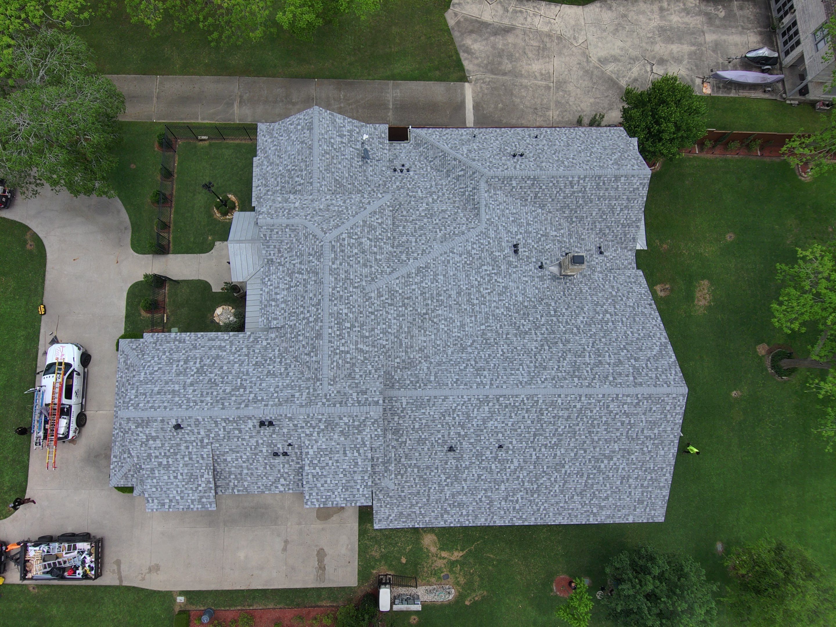 Residential Roofing Installation using Owen's Corning Duration (Lifetime) Shingles by Roof Repair Company