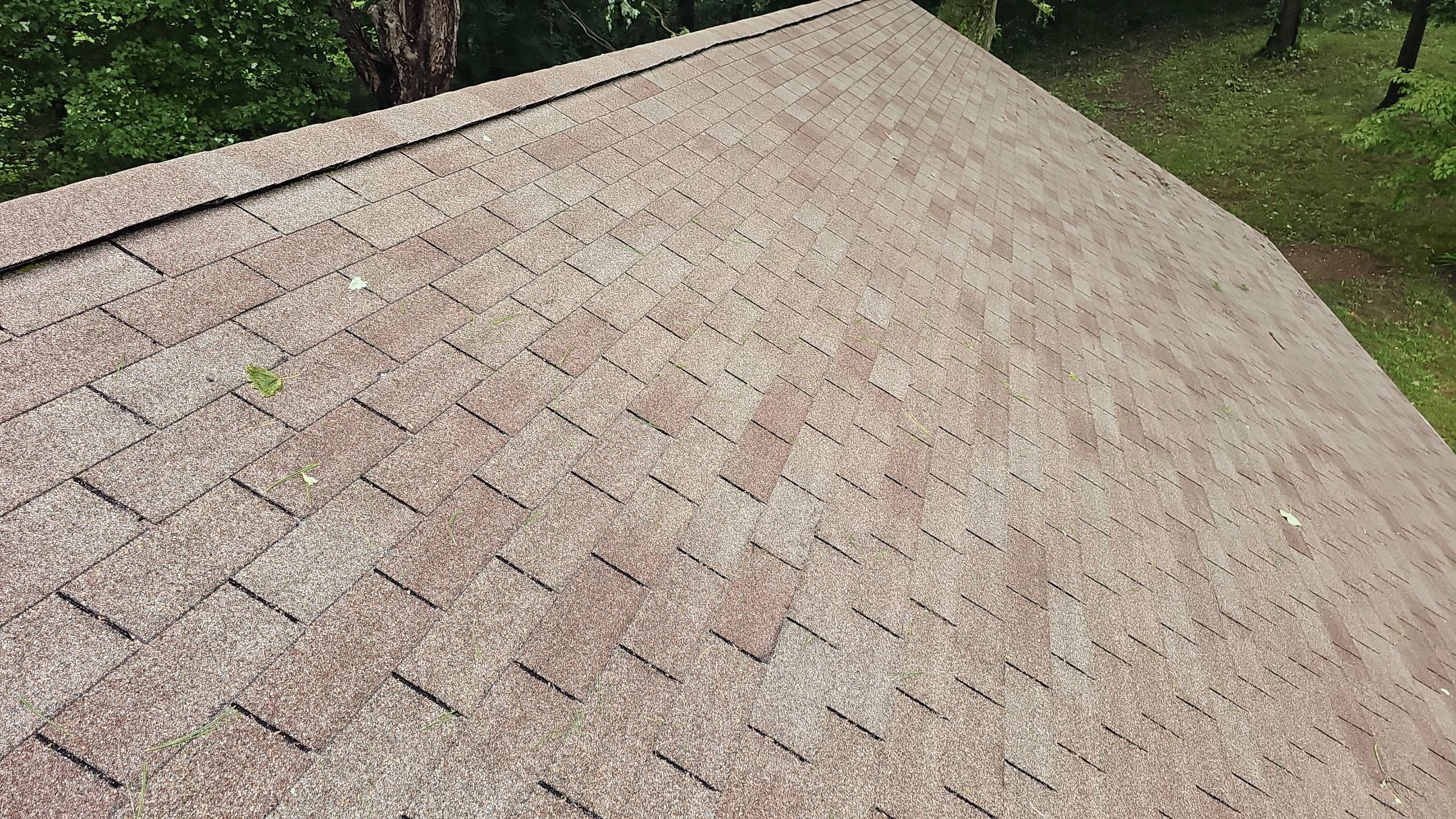 ATLAS PINNACLE COLOR: BLACK SHADOW by Eagle Eye Roofing