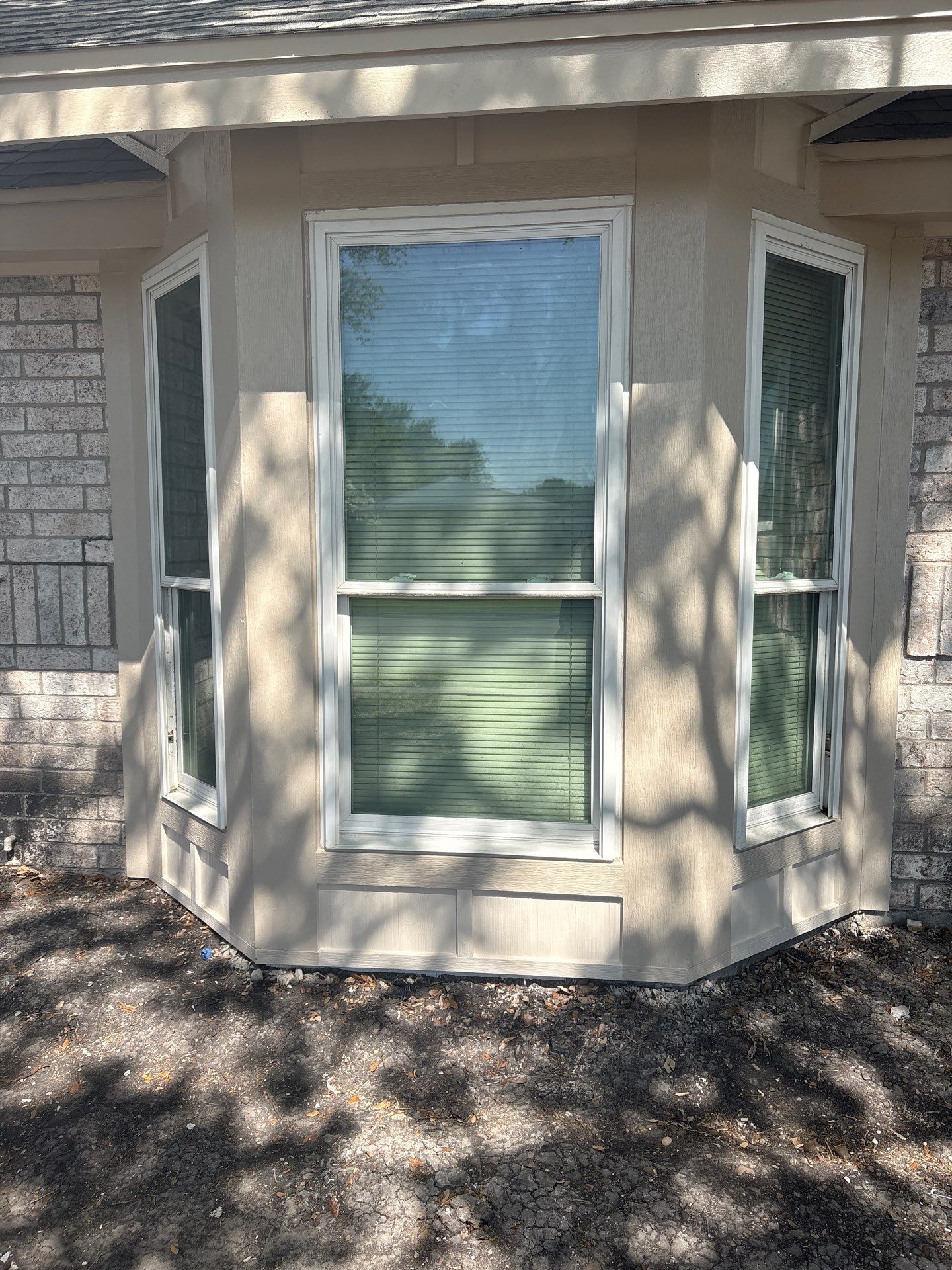 Run down on River Drive by Bayfront Roofing and Construction