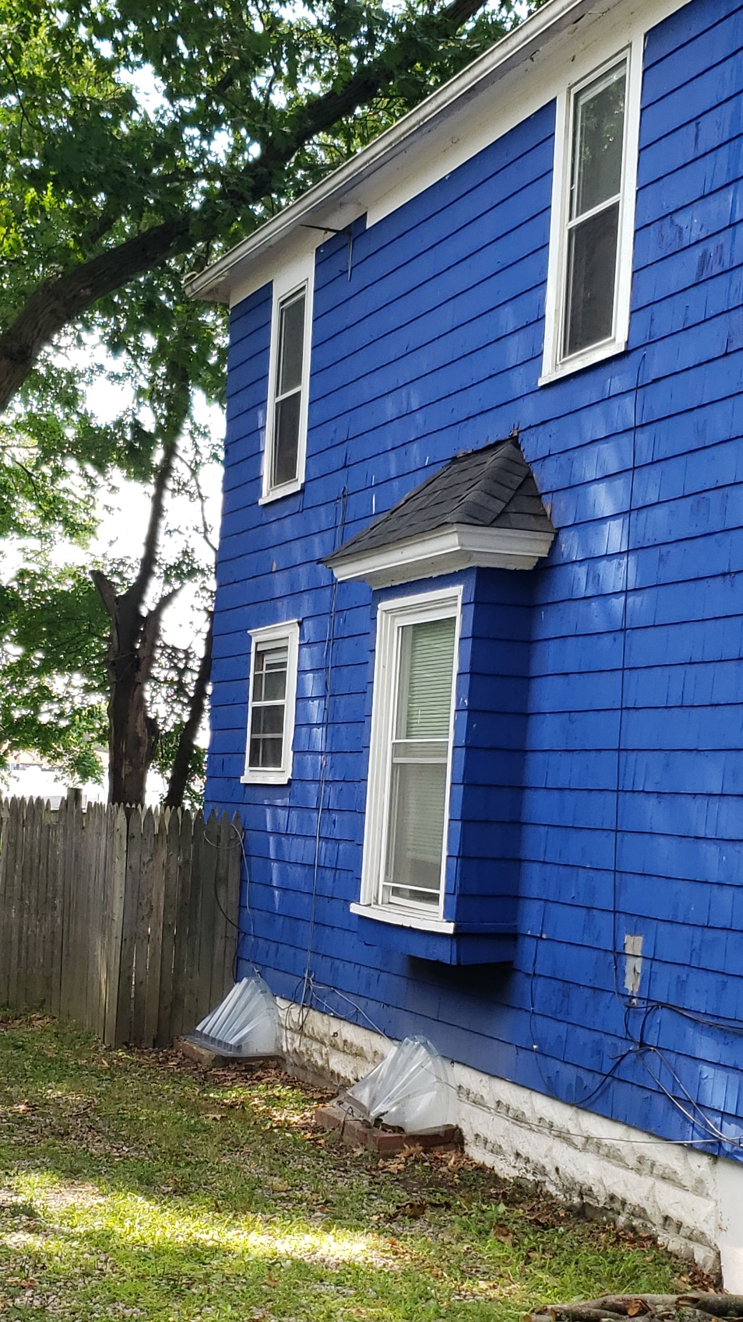 ATLAS PINNACLE COLOR: SCOTCHGARD BLACK DRIP EDGE: WHITE by Eagle Eye Roofing