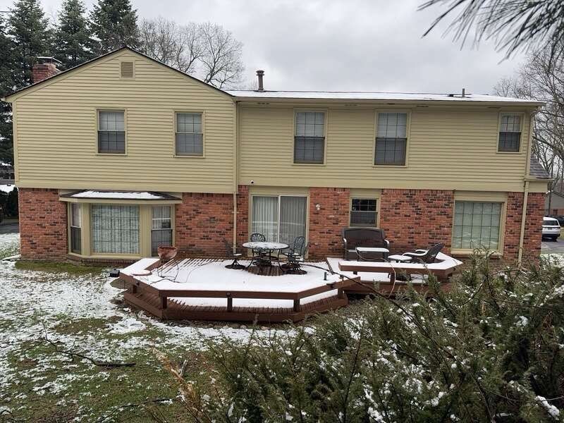 Siding Replacement using Alside Deep Moss by 180 Contractors