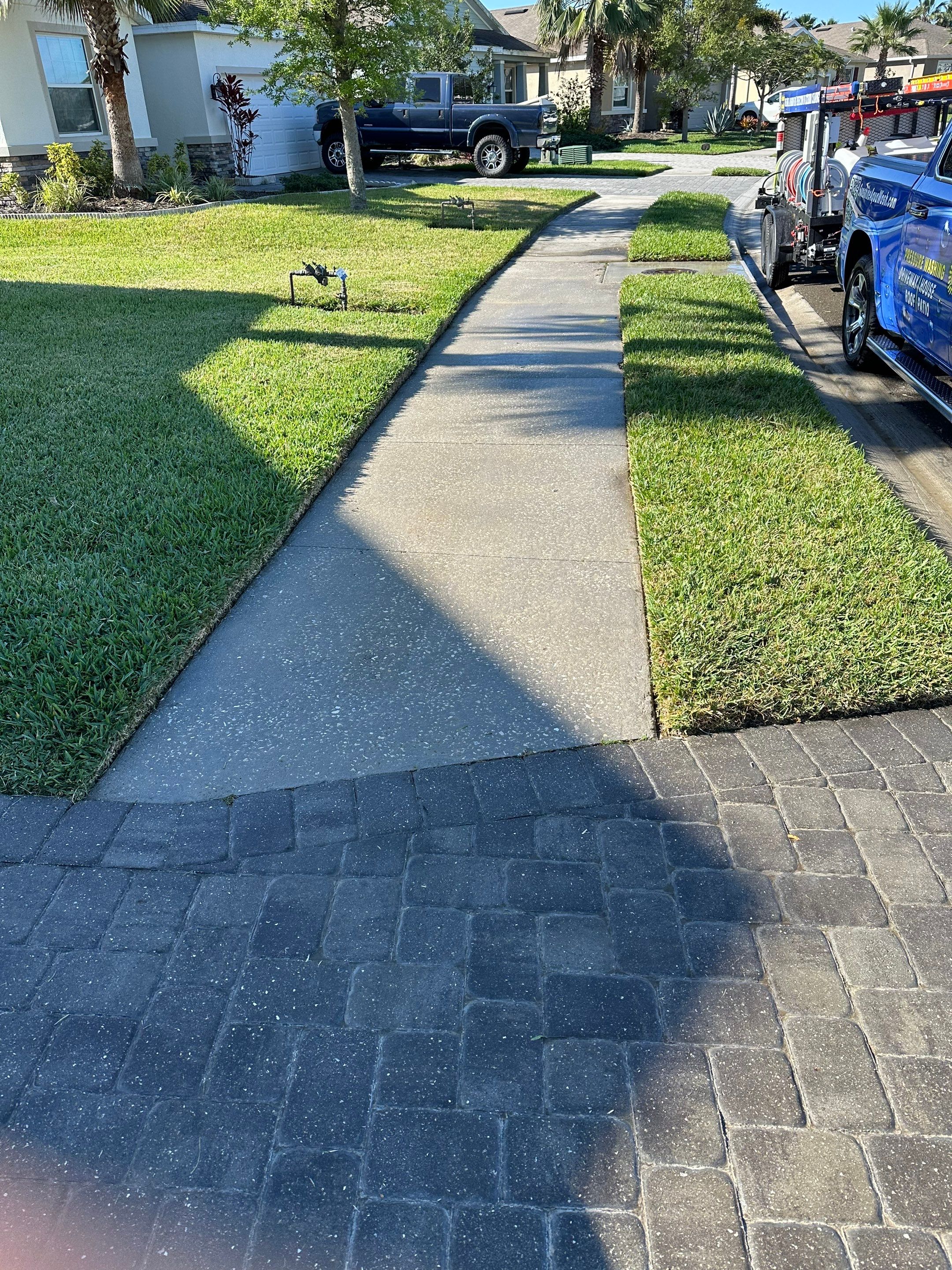 2-Story House Wash & Paver Driveway Cleaning in Trevesta Community, Palmetto, FL | Sunshine AquaWash by Sunshine AquaWash