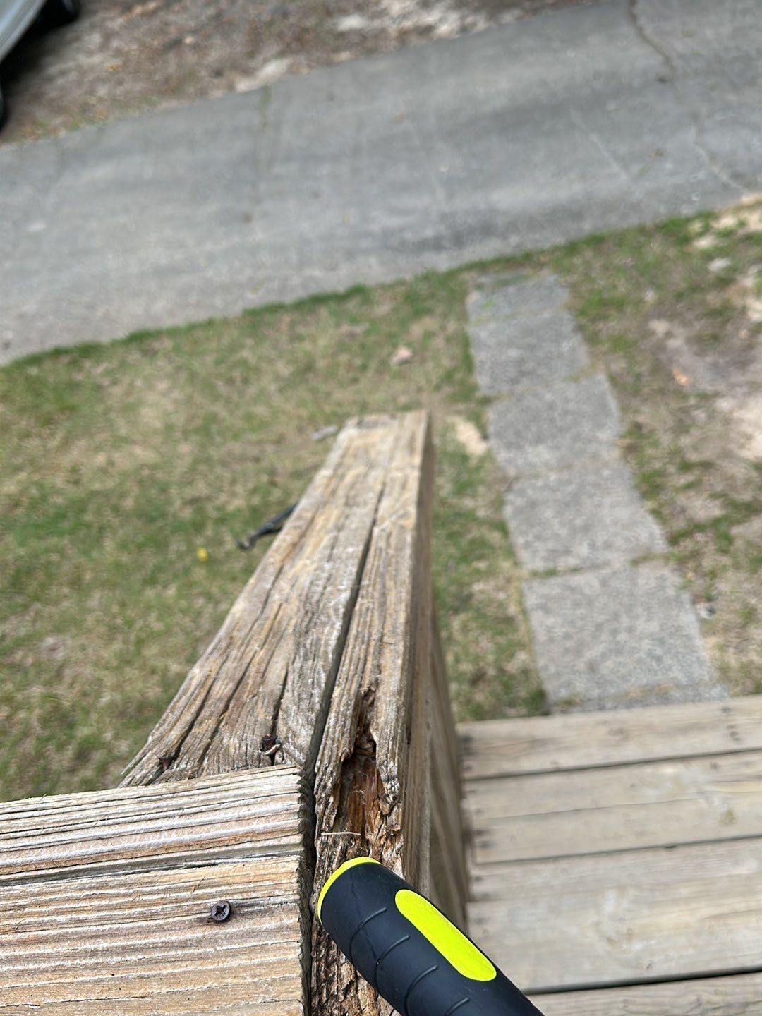 Weathered Deck using AcryFin by DuraSeal