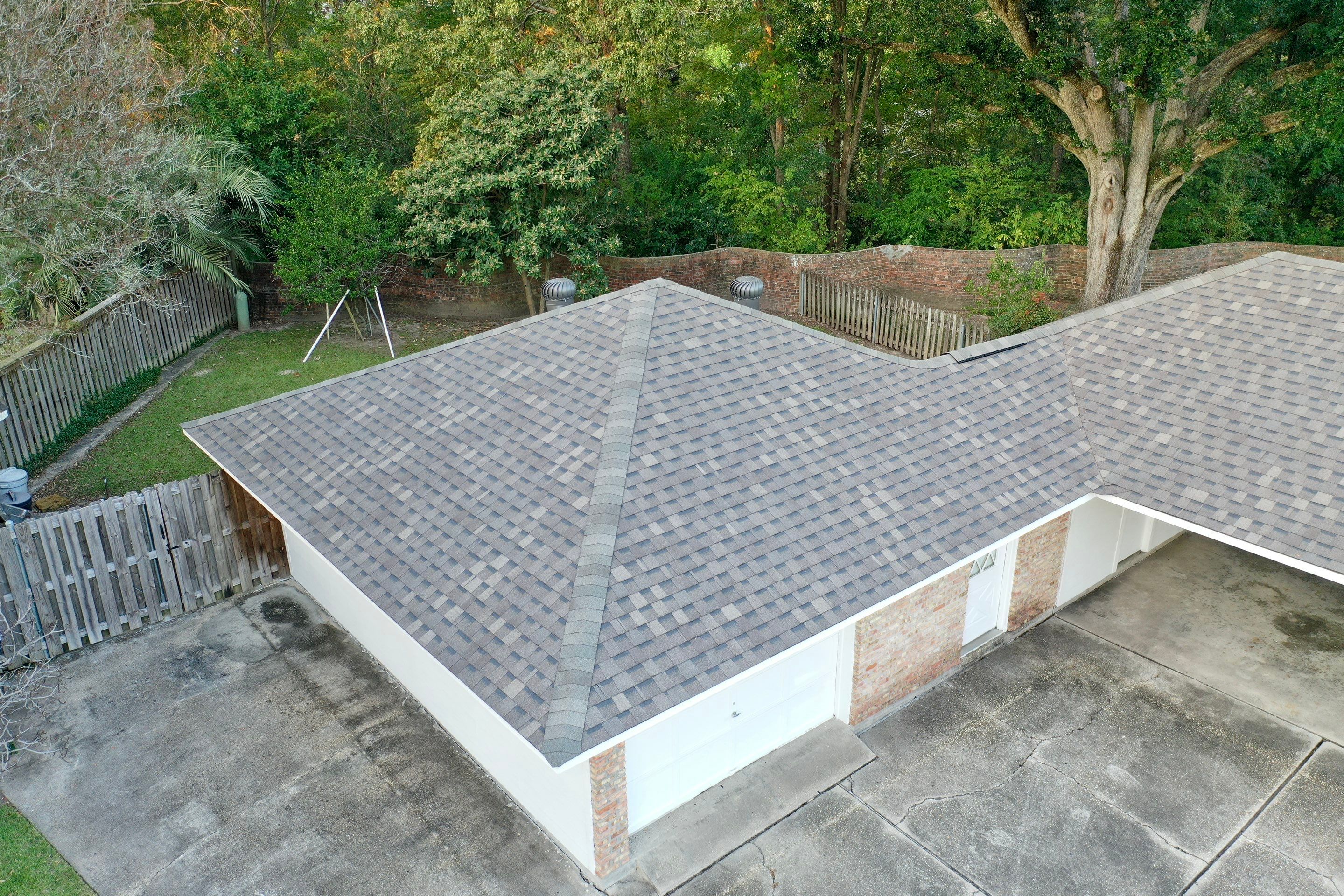 Atlas Pinnacle Pristine Weathered Wood by Top Team Roofing & Construction