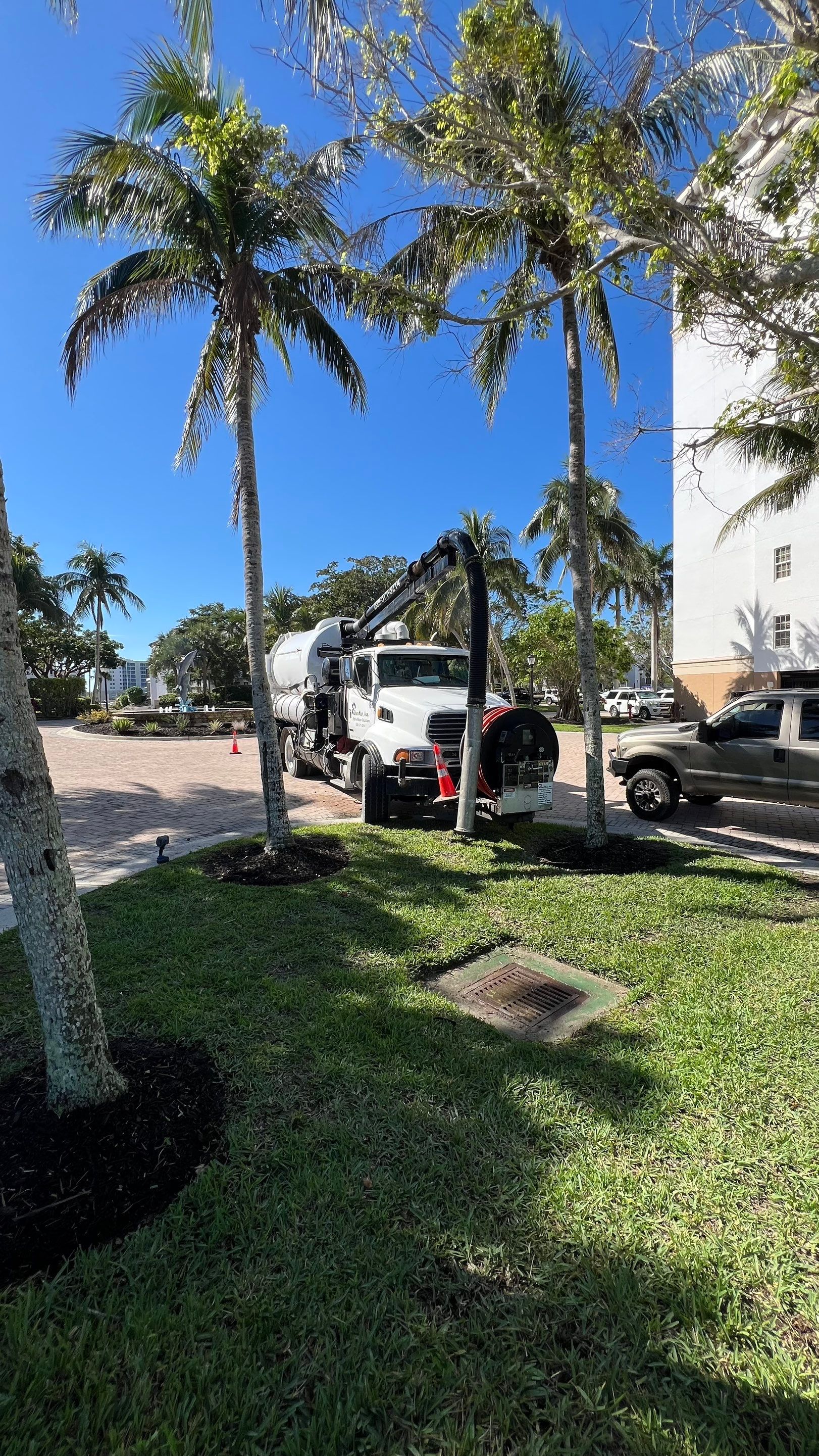Condo Parking Garage Cleanup and Stormwater System Maintenance by APS Power & Water