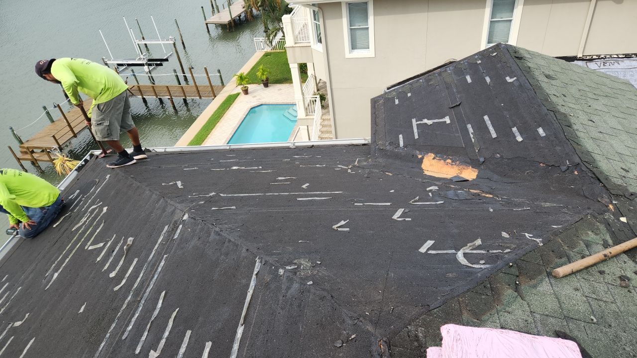 Project in Gulfport 33707 by Mitchell Roofing Company LLC 