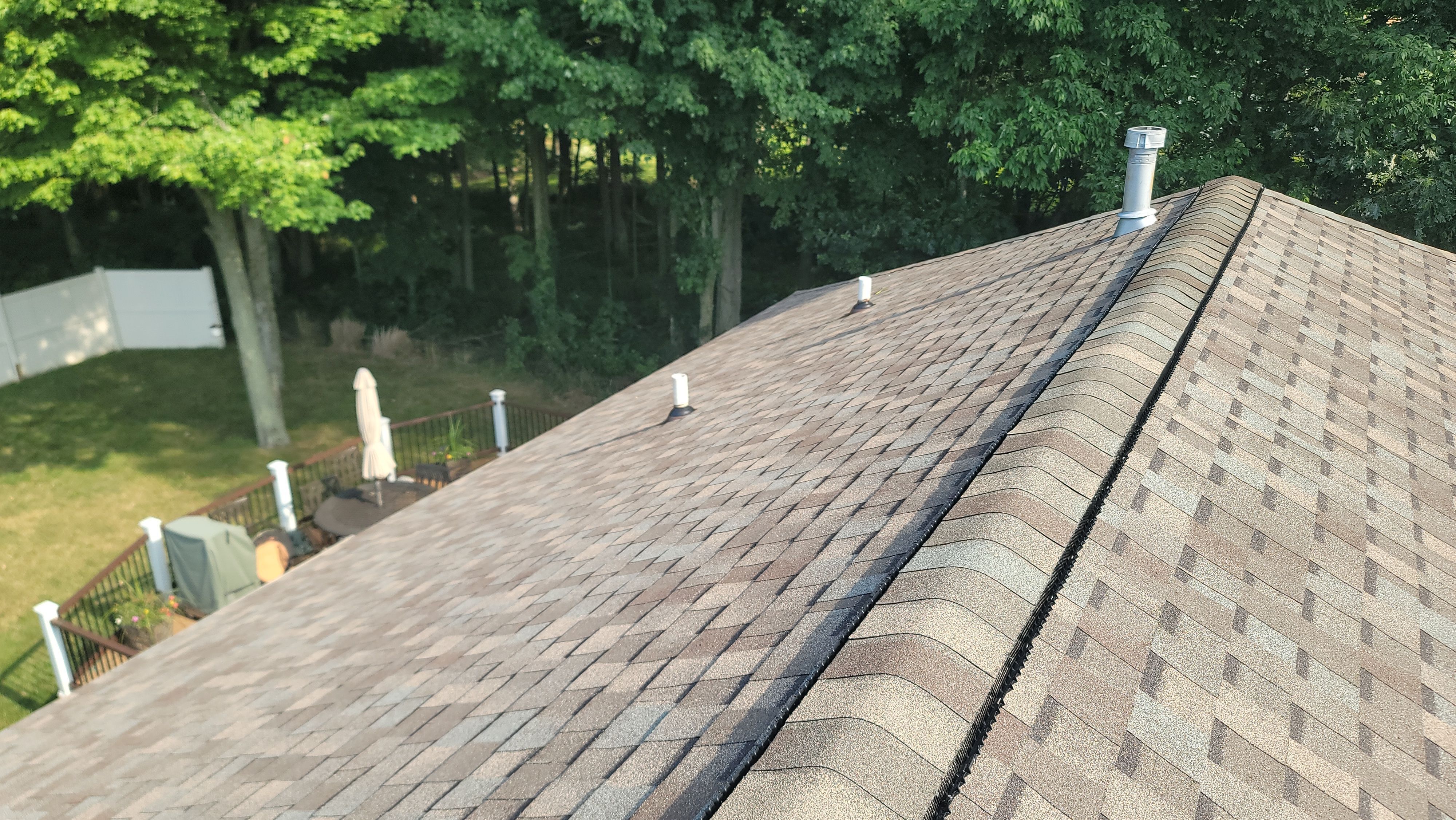 Atlas Pinnacle, Color, Majestic Shake, Drip Edge, Color, White by Eagle Eye Roofing