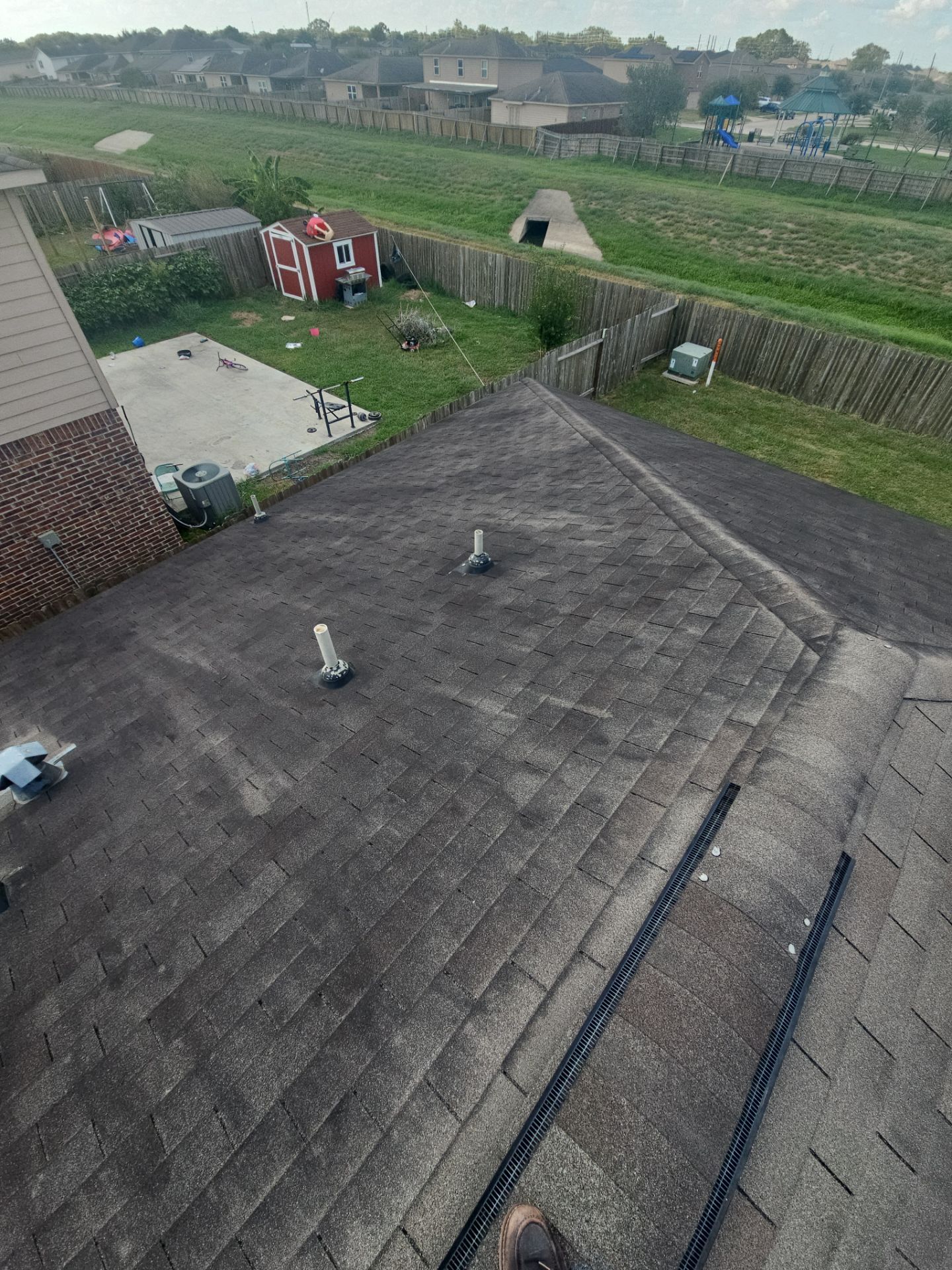 Hail Damage using Owen's Corning Duration (Lifetime) Shingles by Roof Repair Company