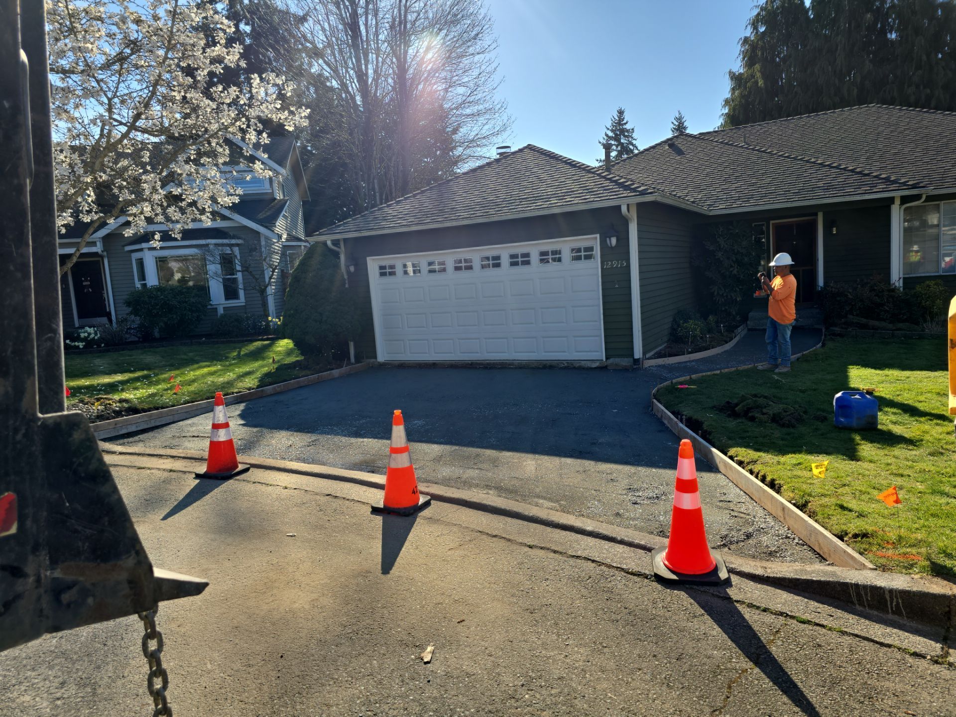 William | Concrete Driveway by Jireh Asphalt & Concrete Inc 
