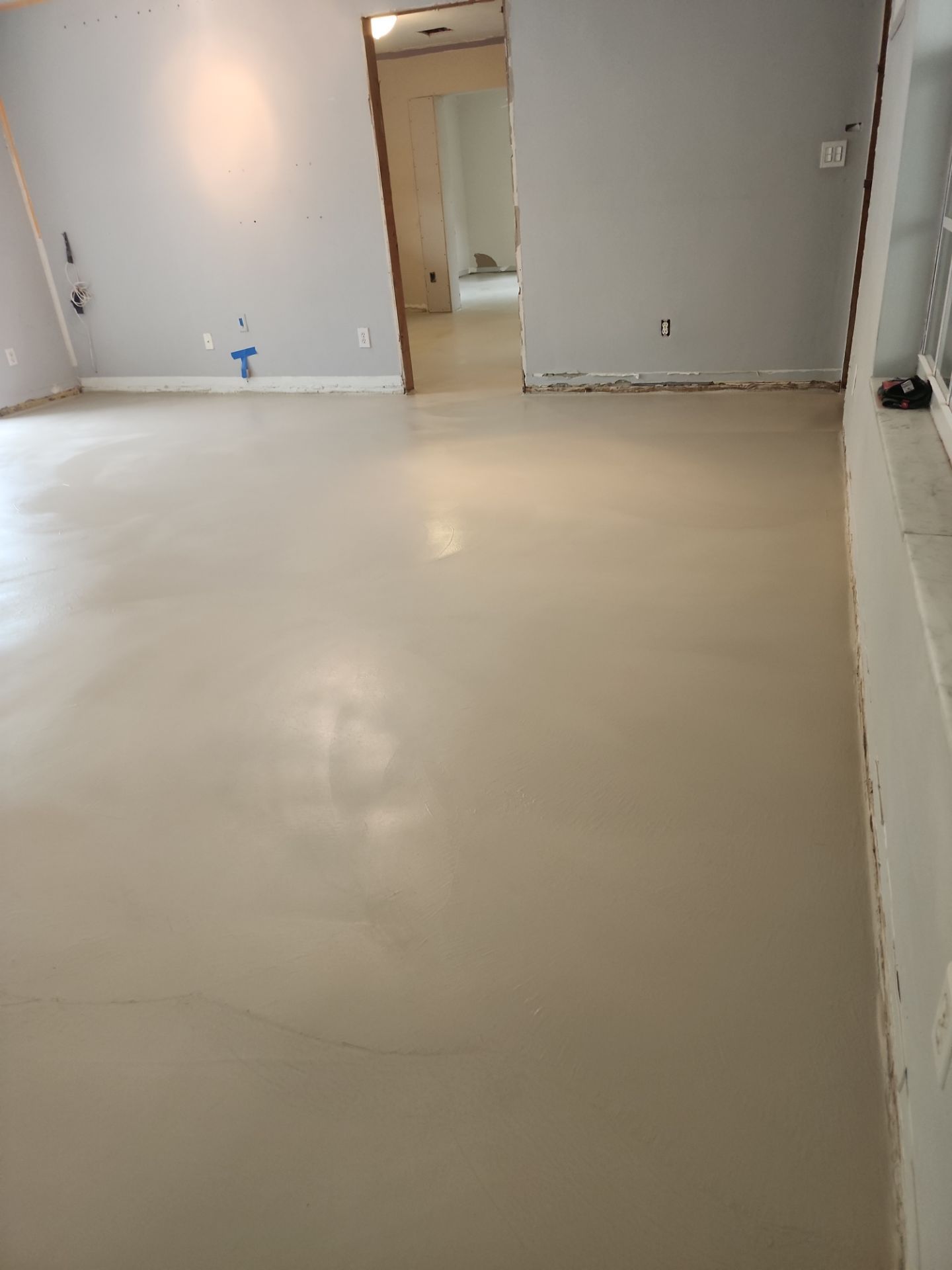 Microtopping (Limestone) on Private Residence by Seamless Surfaces