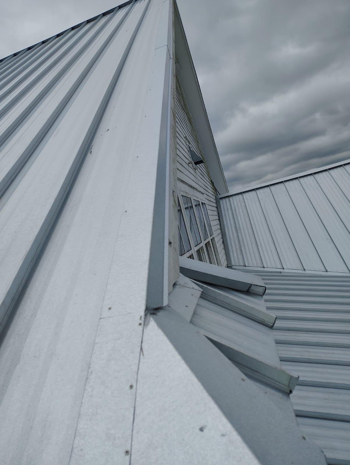 Arctic White Standing Seam by Reimagine Roofing