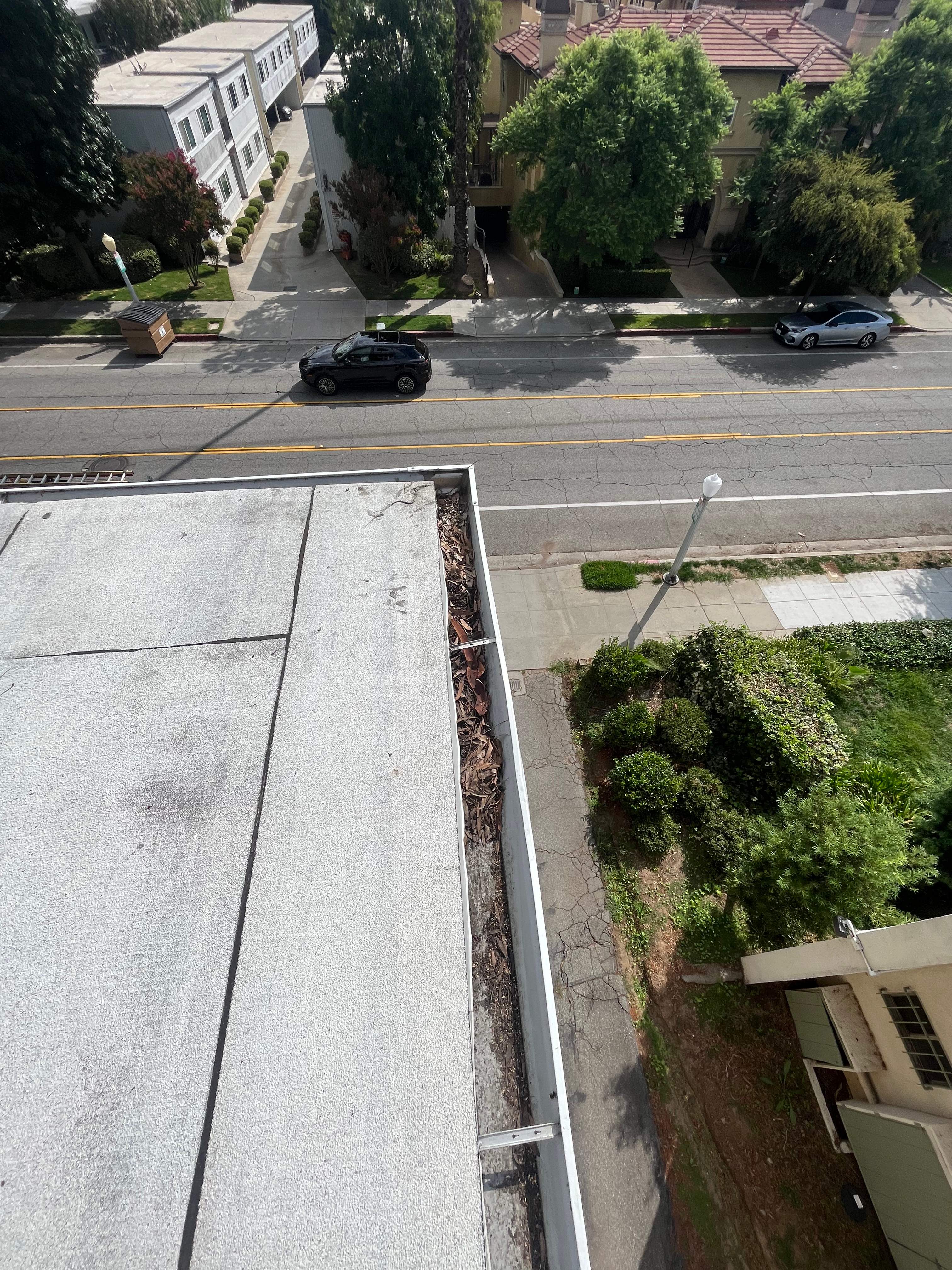 HOA Gutter Cleaning in Pasadena by Palm Coast Solar Cleaning