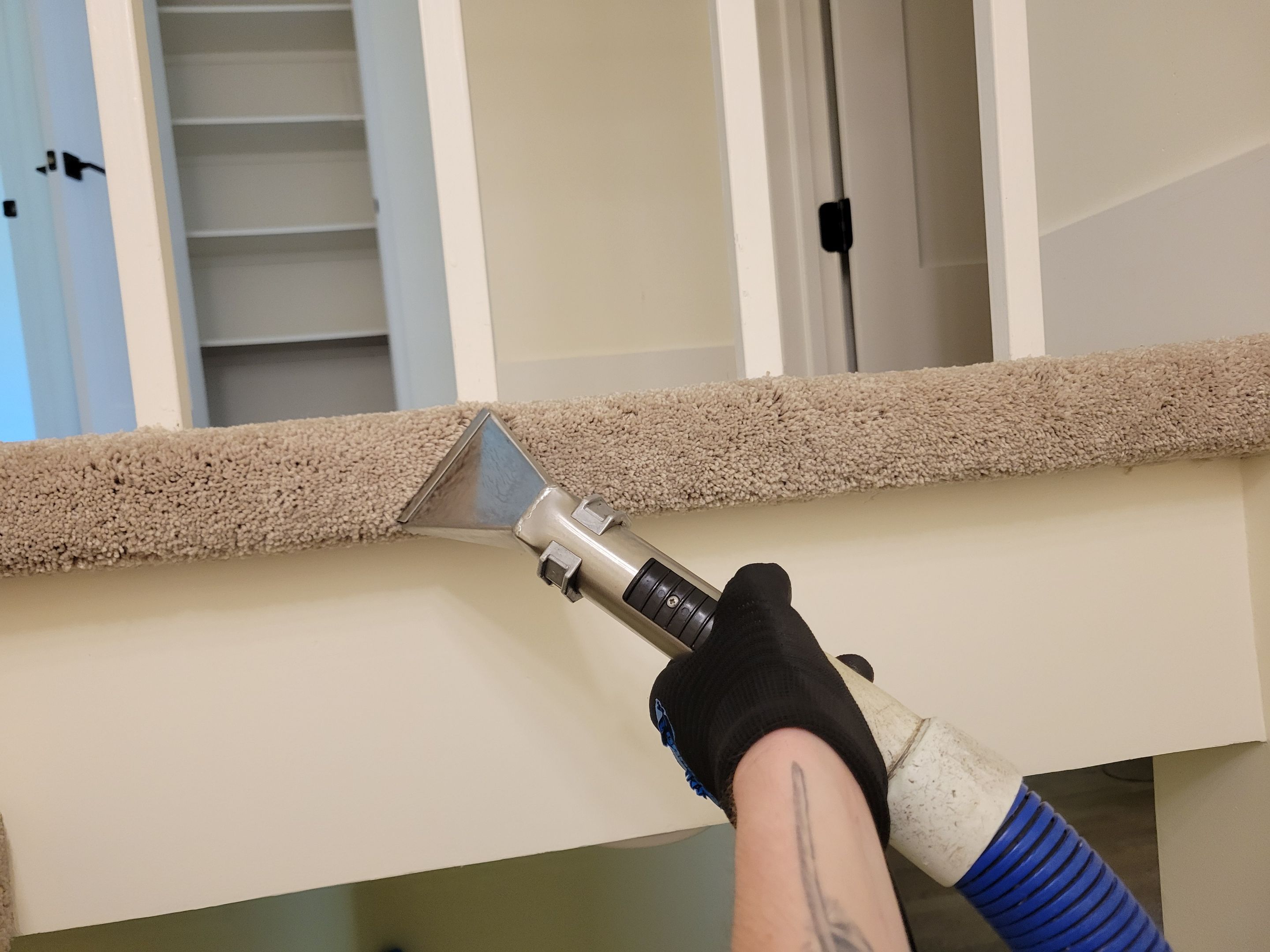 Carpet Cleaning of a Vacant Townhouse by Ardent Carpet Restore LLC