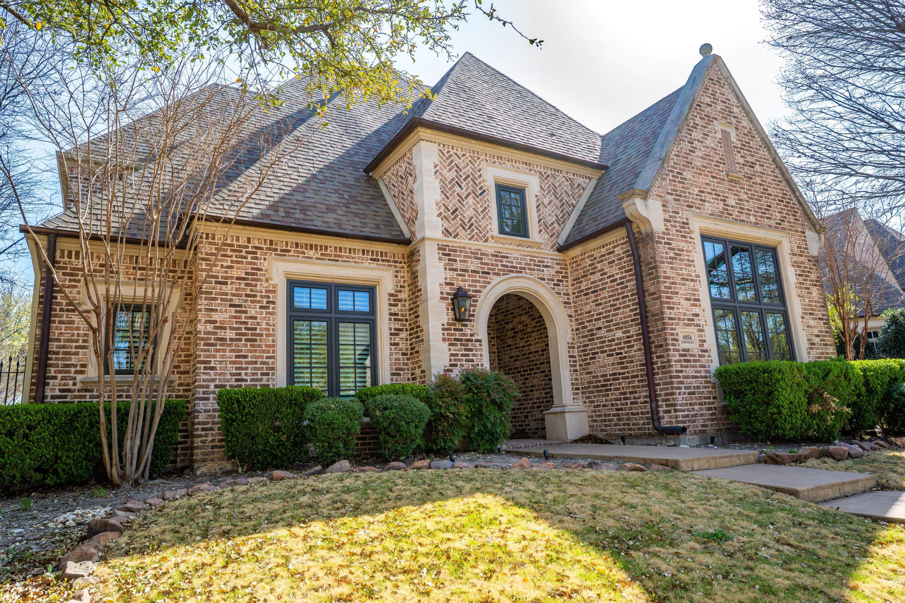 Project in Frisco by WOODRUFF WINDOWS