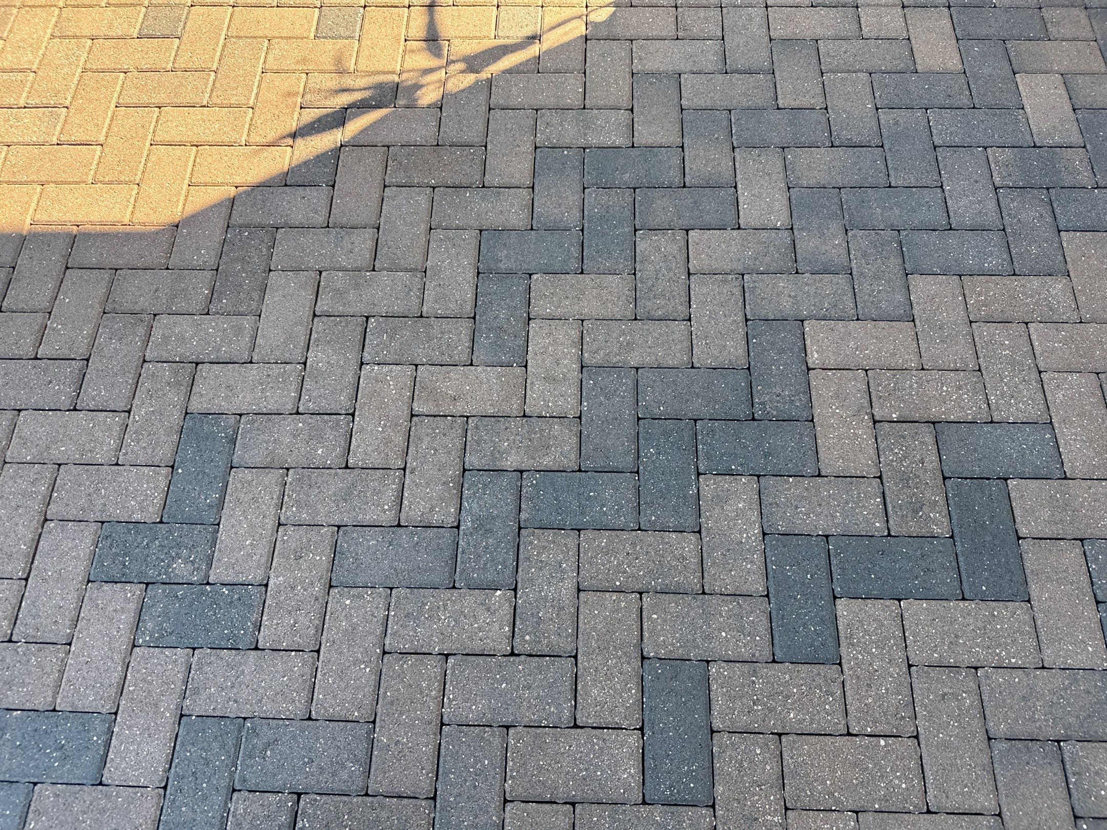 Paver Driveway Cleaning, Oil Stain Removal & Sidewalk Cleaning in Trevesta – Palmetto, FL by Sunshine AquaWash