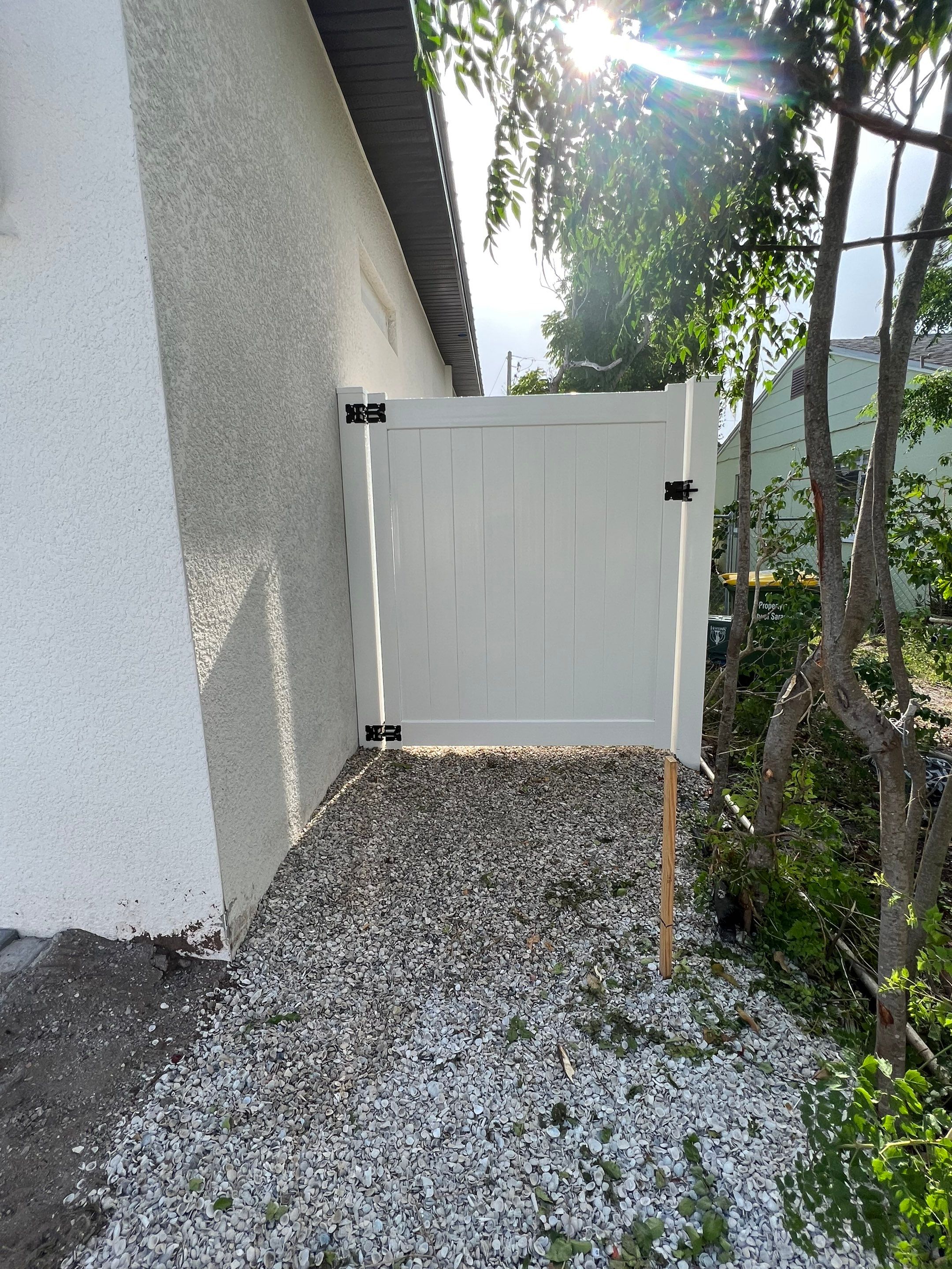 Sarasota, FL 6ft. Tall White Vinyl Privacy Fence by Asap fence and gates, LLC