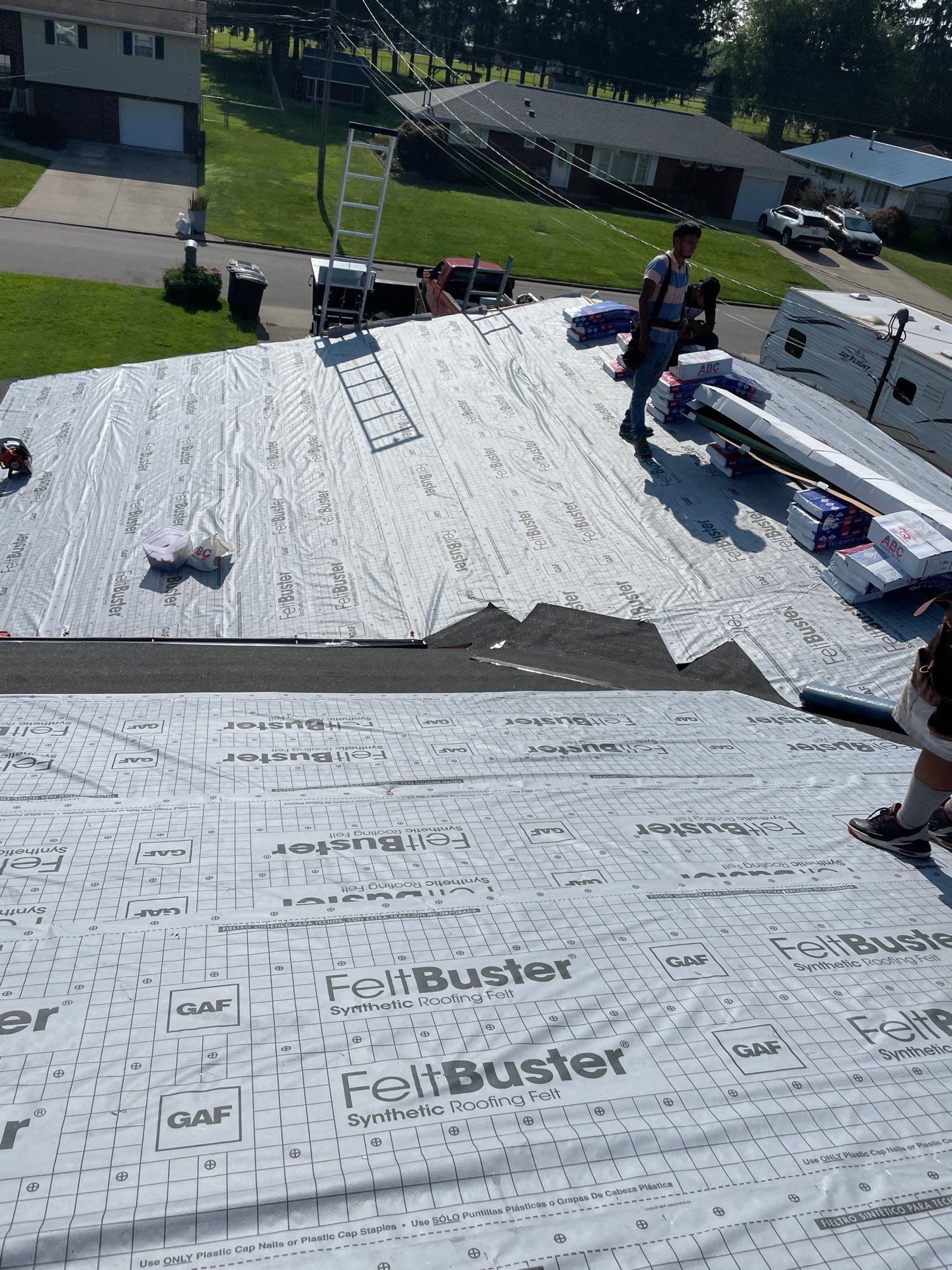 Residential Roofing Installation using GAF Timberline HDZ Charcoal by Rainstoppers Roofing