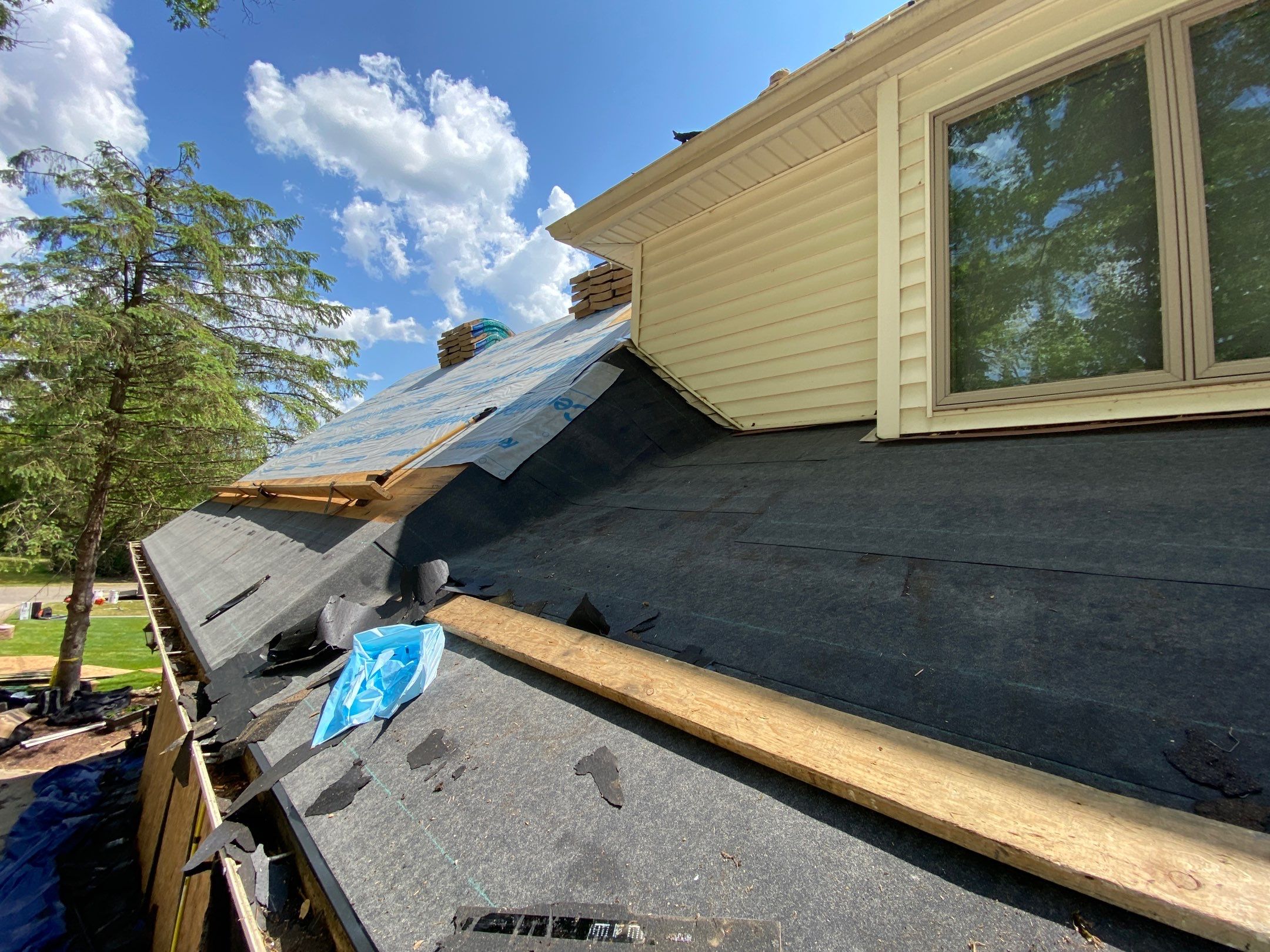 Roof Replacement using CertainTeed Landmark by 180 Contractors