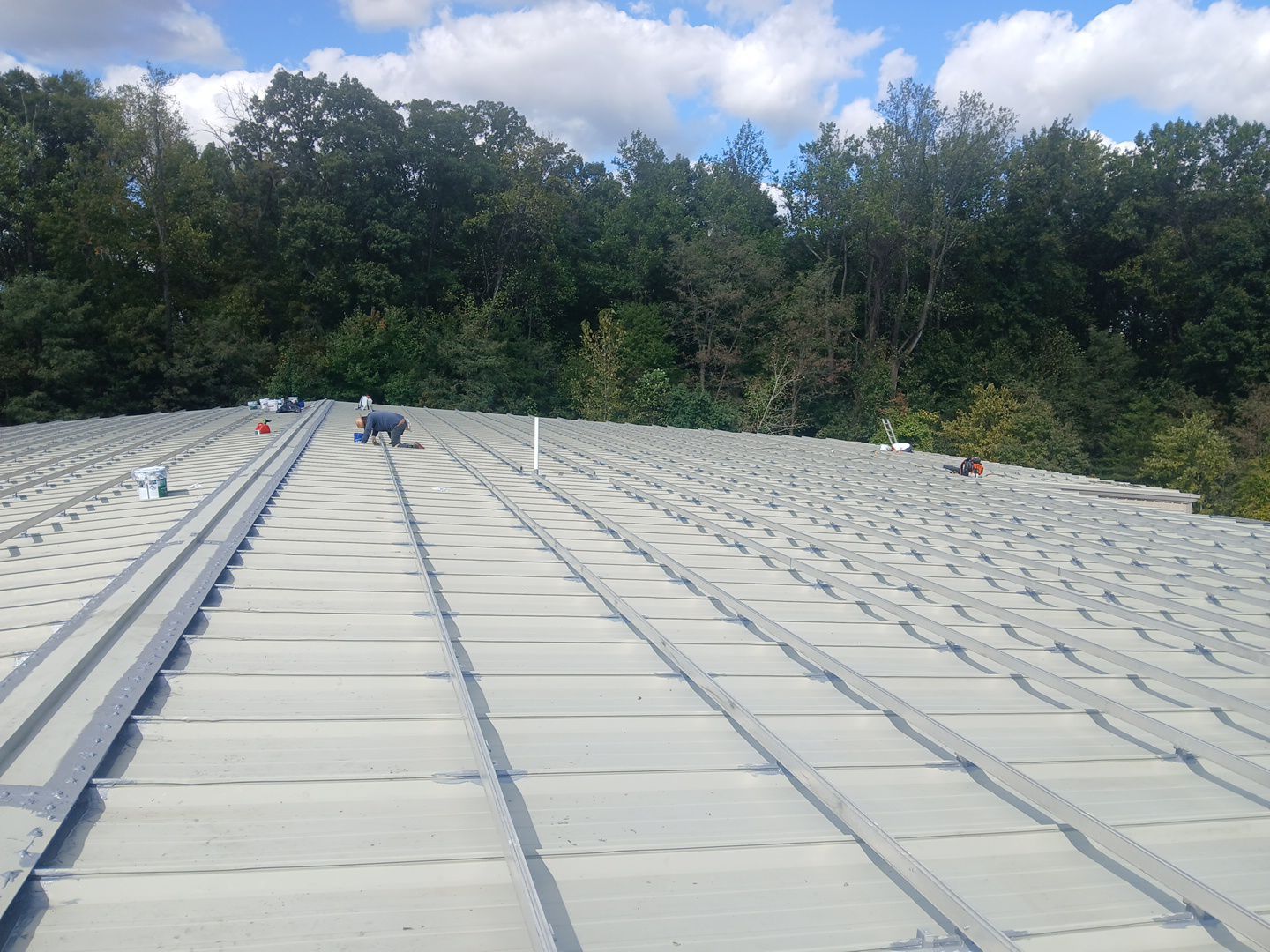 Commercial Roof using GACO Flex Silicone and Metal Acrylic by ExteriorPros