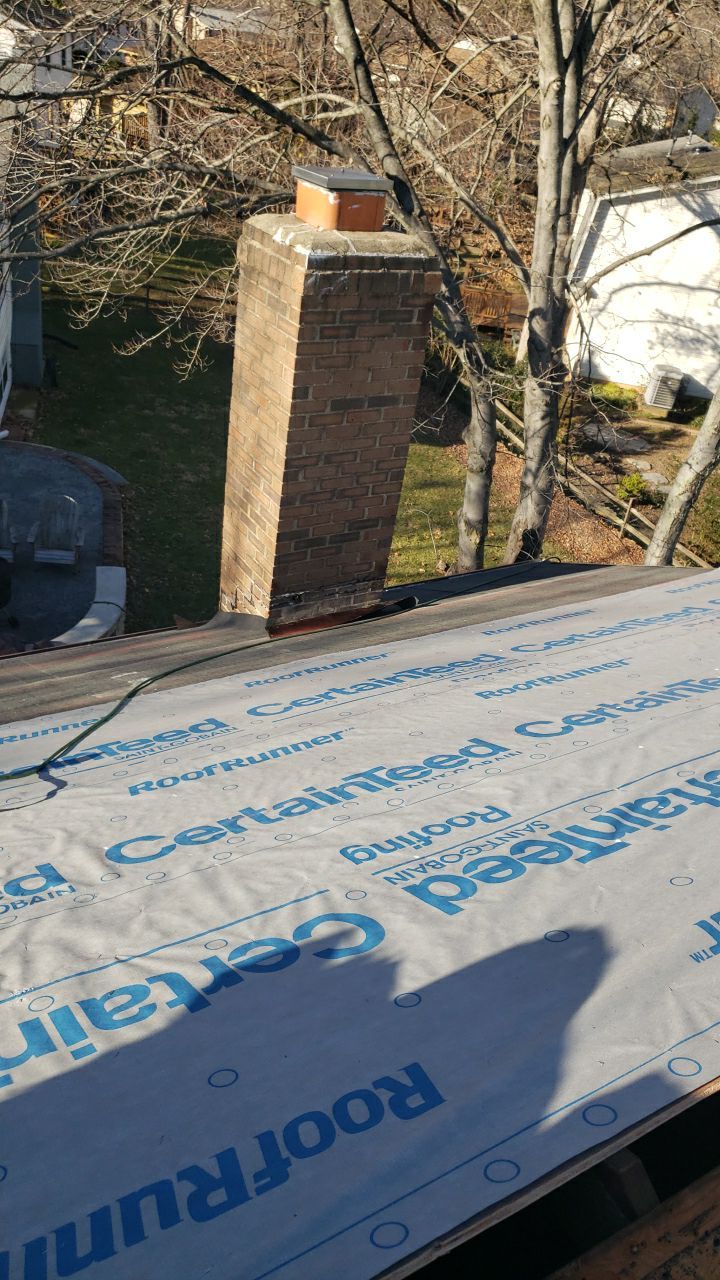 Springfield: CertainTeed Landmark Designer Shingles in Burnt Sienna by RM Banning, Inc.