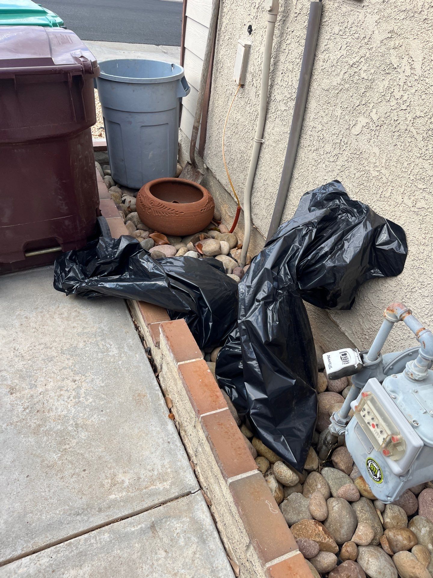 Installing Pipes by Us Plumbing