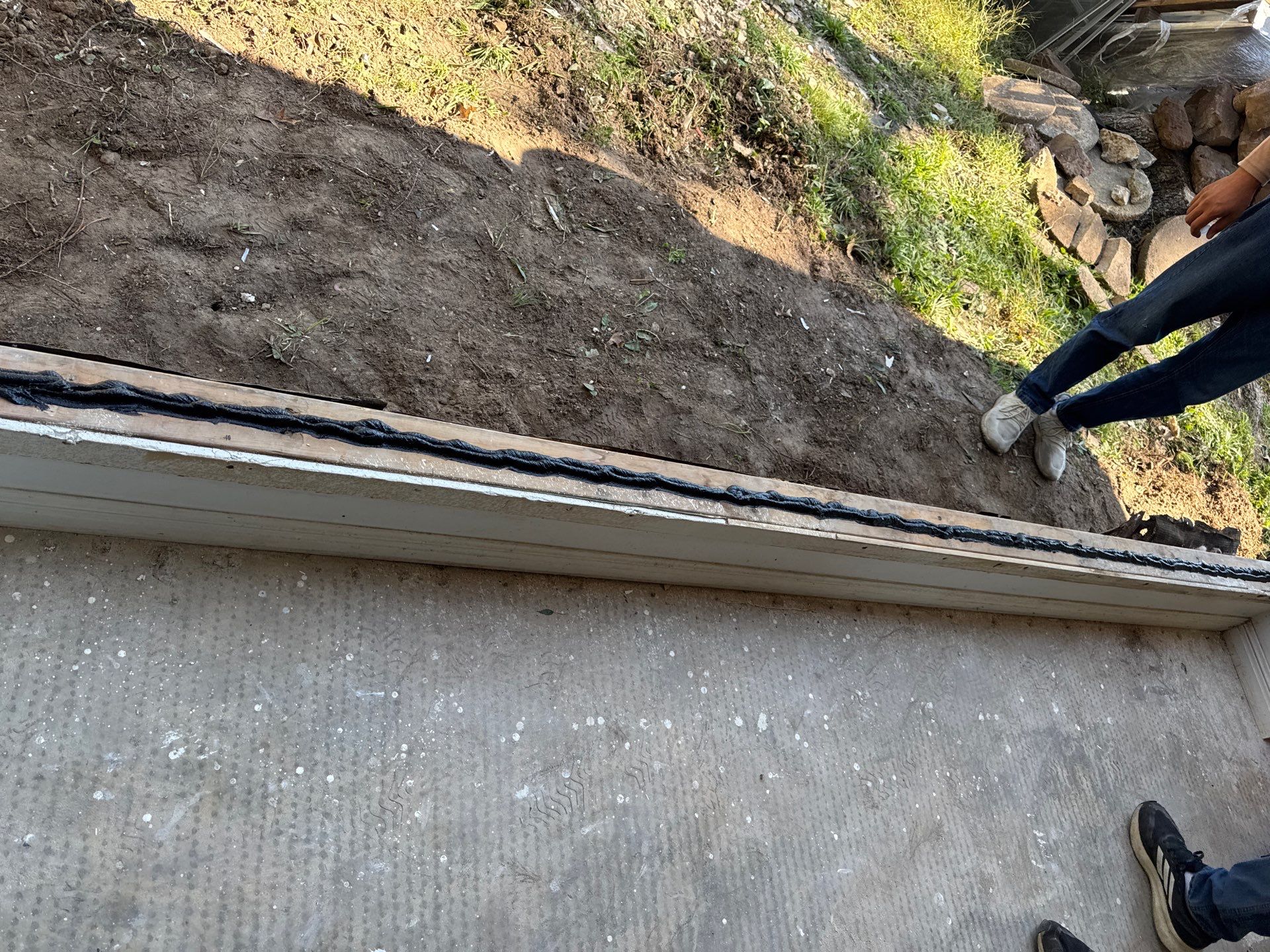 Panoramic Grandeur: 16-Foot Wide Architectural Sliding Door Installation by Tibi Soli LLC