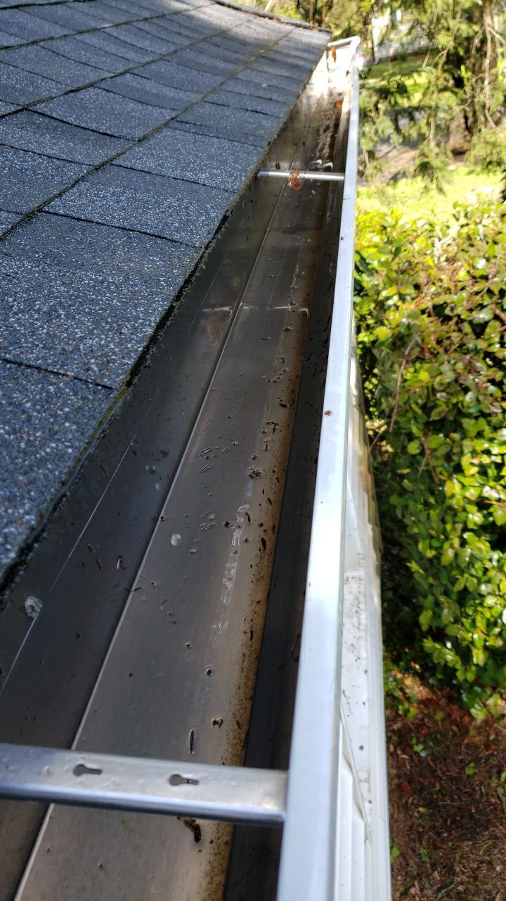 House Wash using cleaner by Power Wash Masters LLC