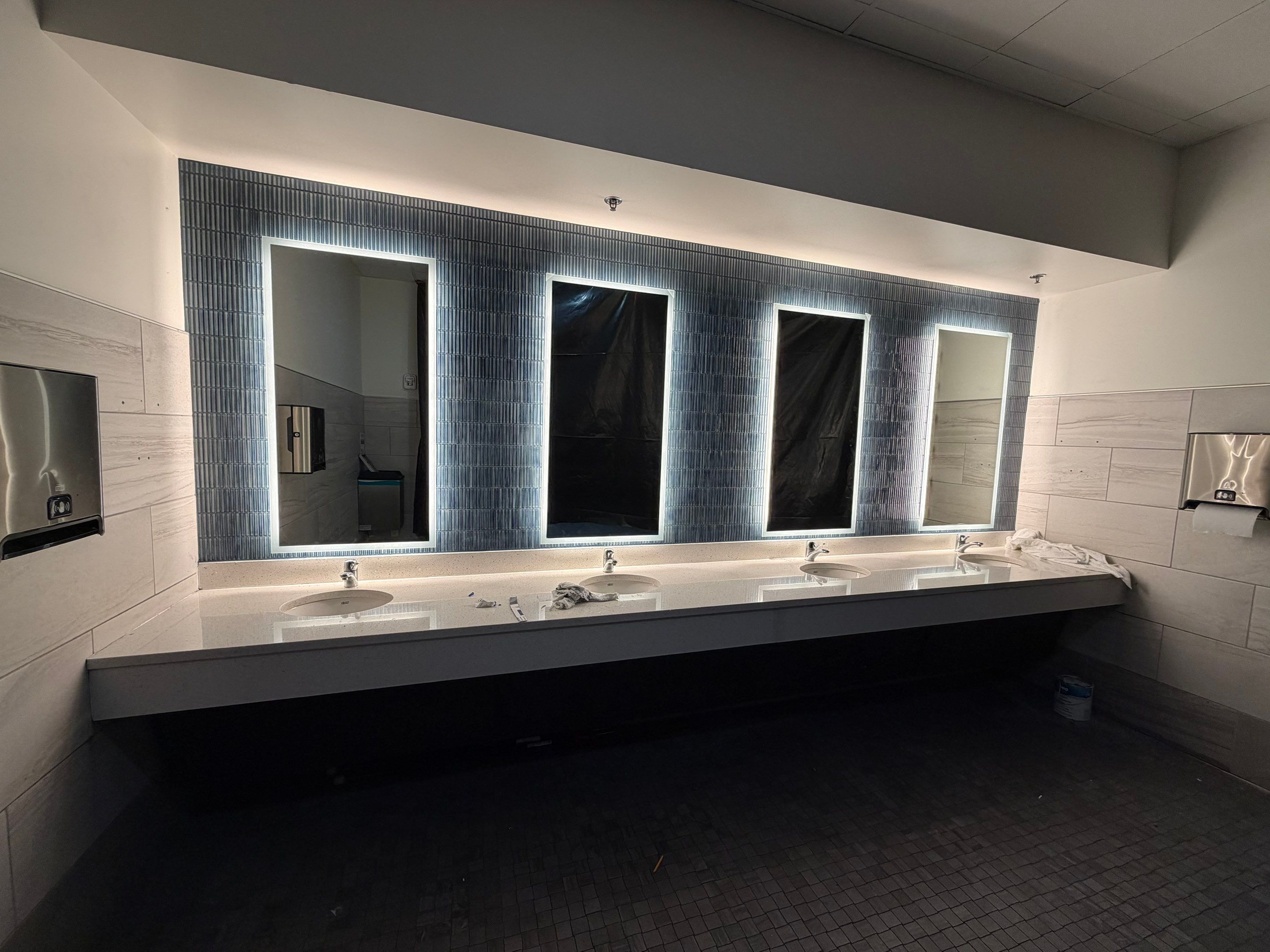 Hampton OLF - Locker rooms and backsplash by Nova HomeWorks