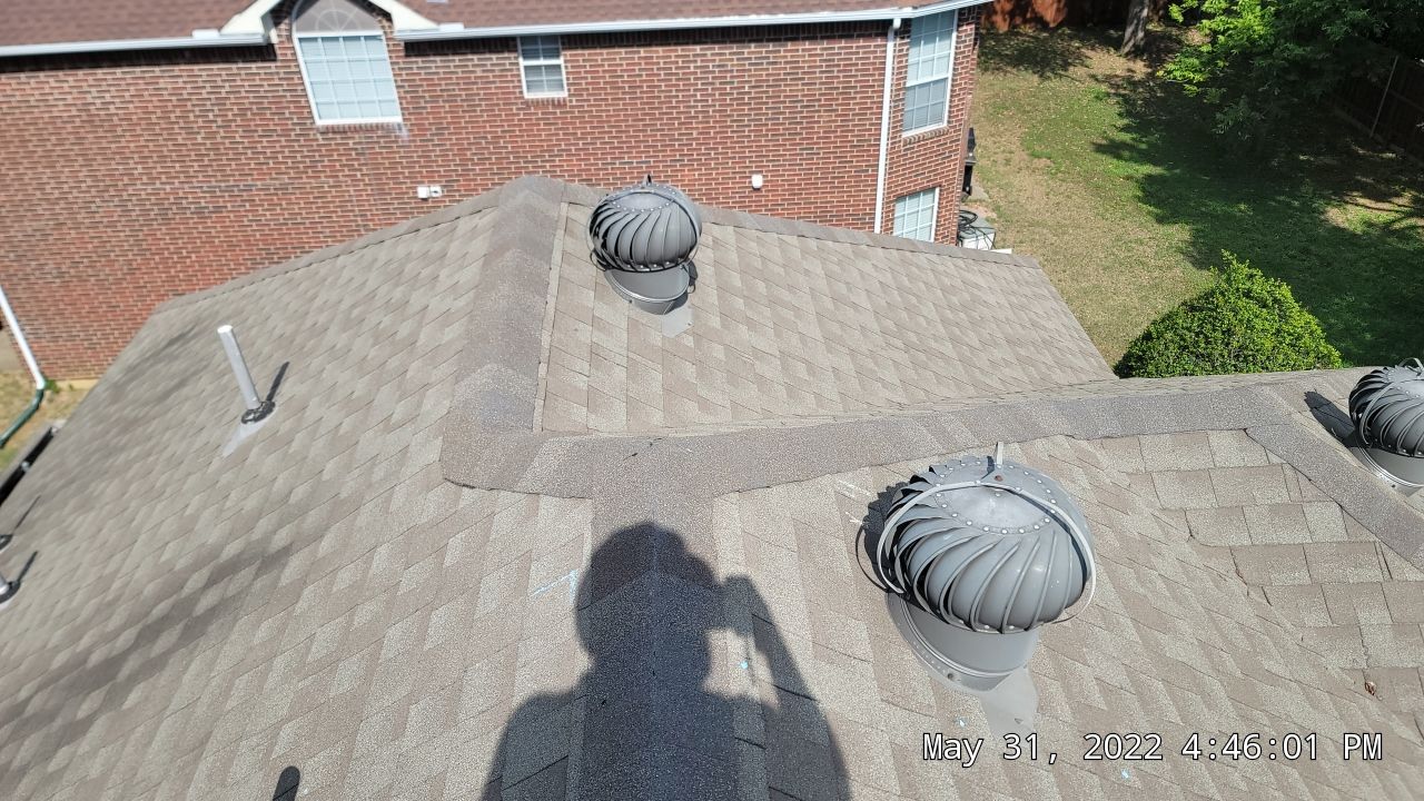 Insurance Claim Roof and Gutters using Owens Corning Oakridge Driftwood by Tex-Line Roofing