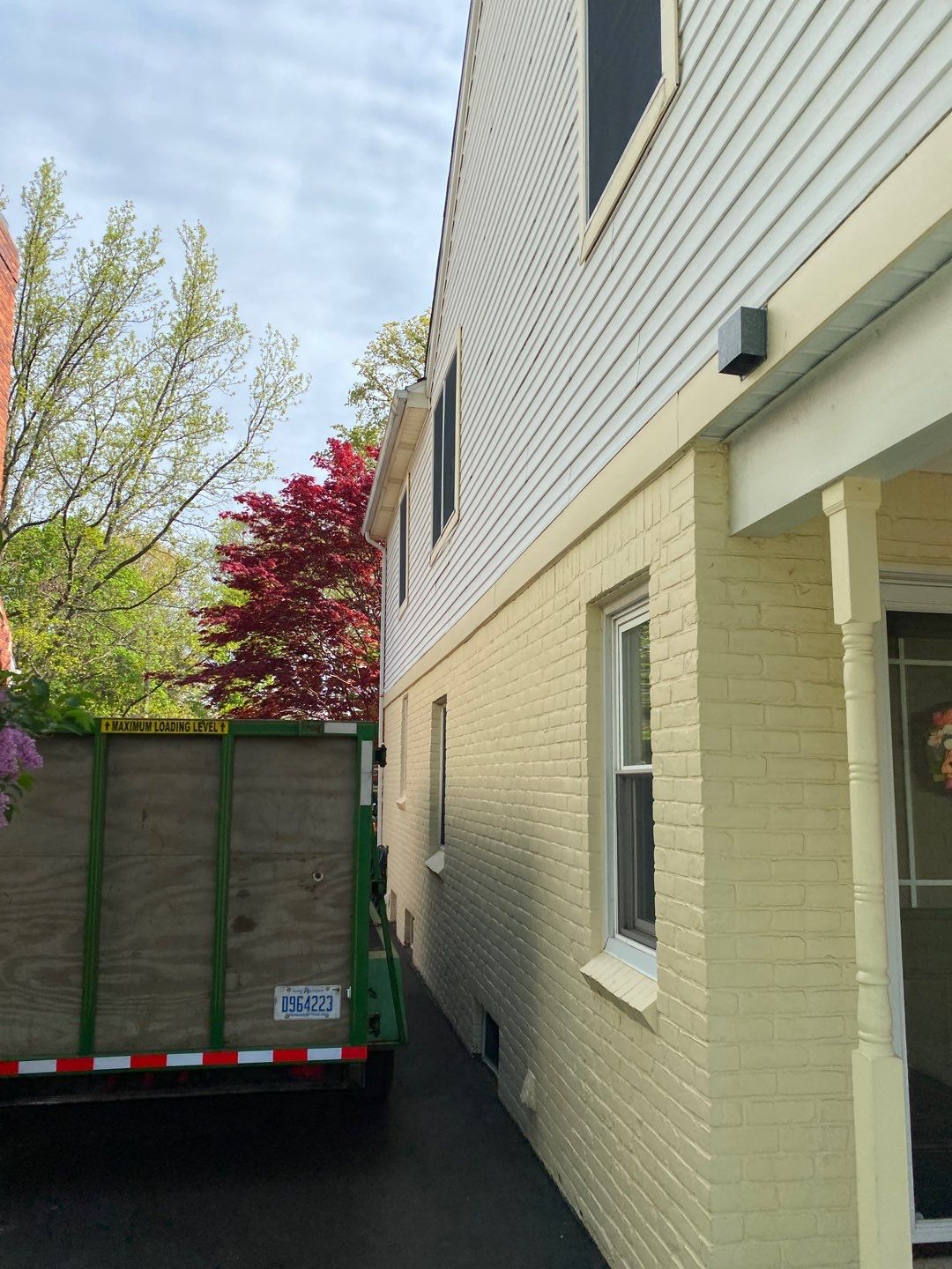 Siding Replacement using CertainTeed Restoration Classic D5 by 180 Contractors