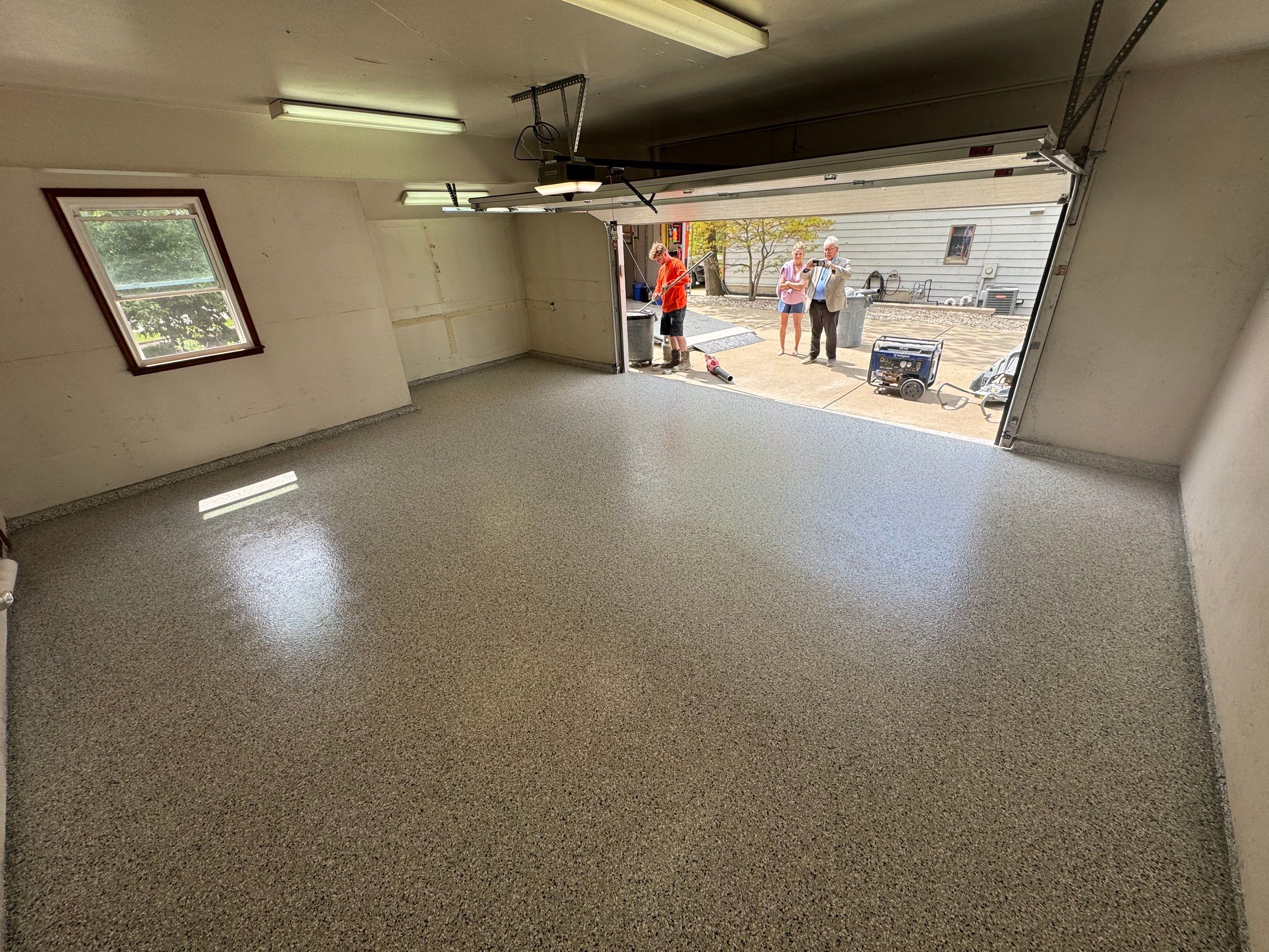 Cabin Fever Garage Floor Coating by Level 10 Coatings
