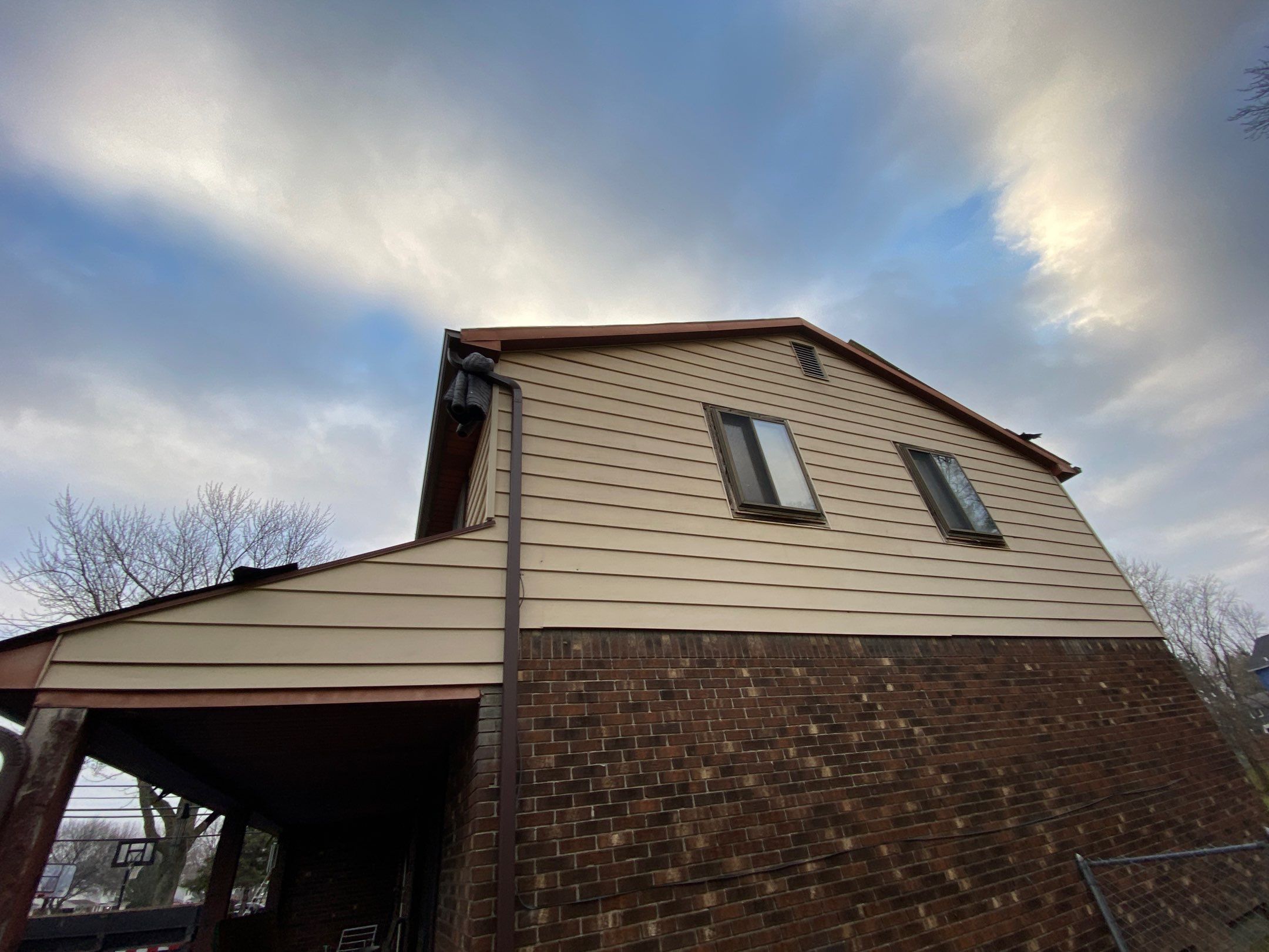 Roof Replacement using Owens Corning by 180 Contractors