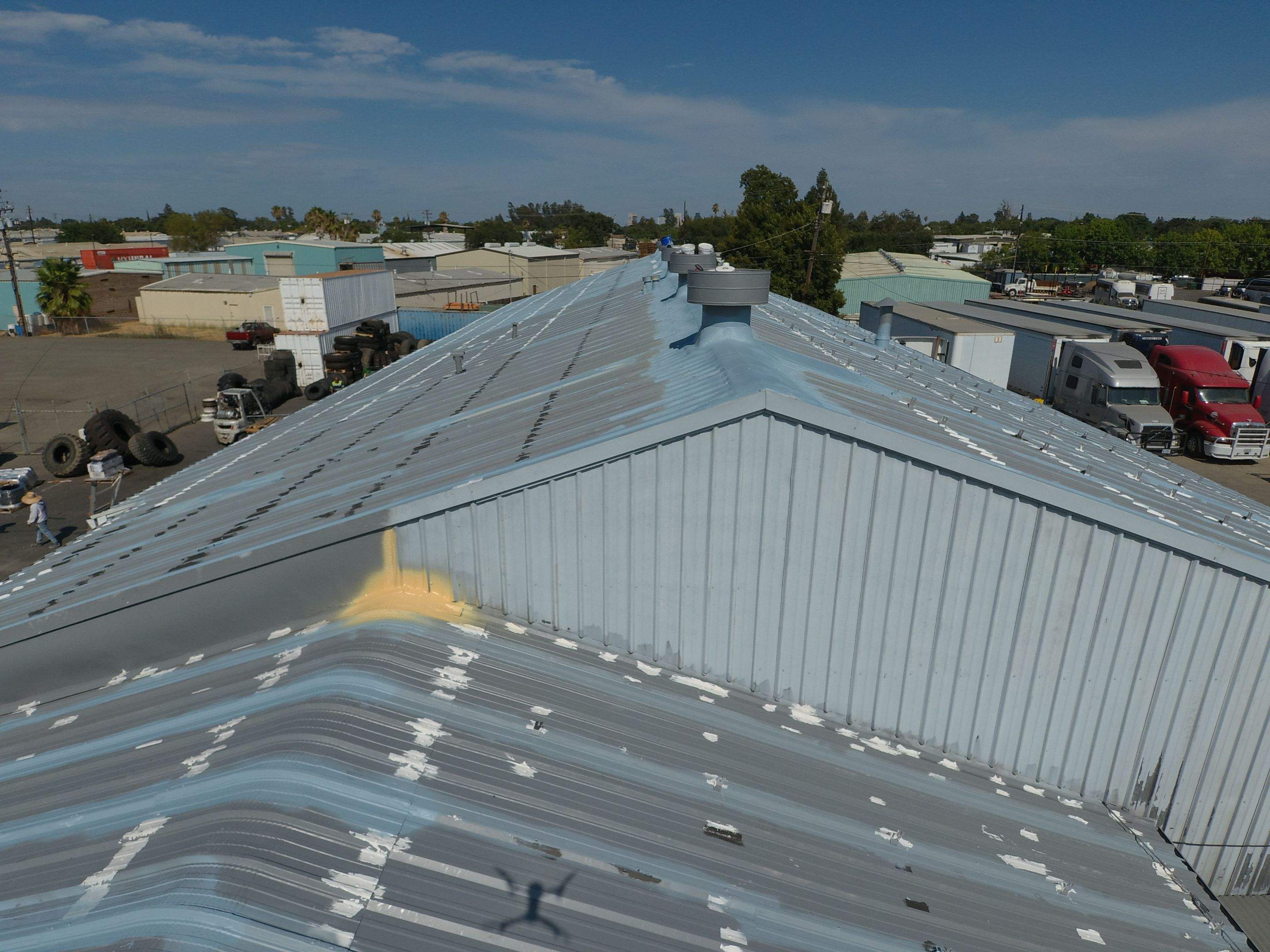 MR Roofing system using Conklin Benchmark/PUMA XL fabric and coating by Straight Edge Roofing Inc