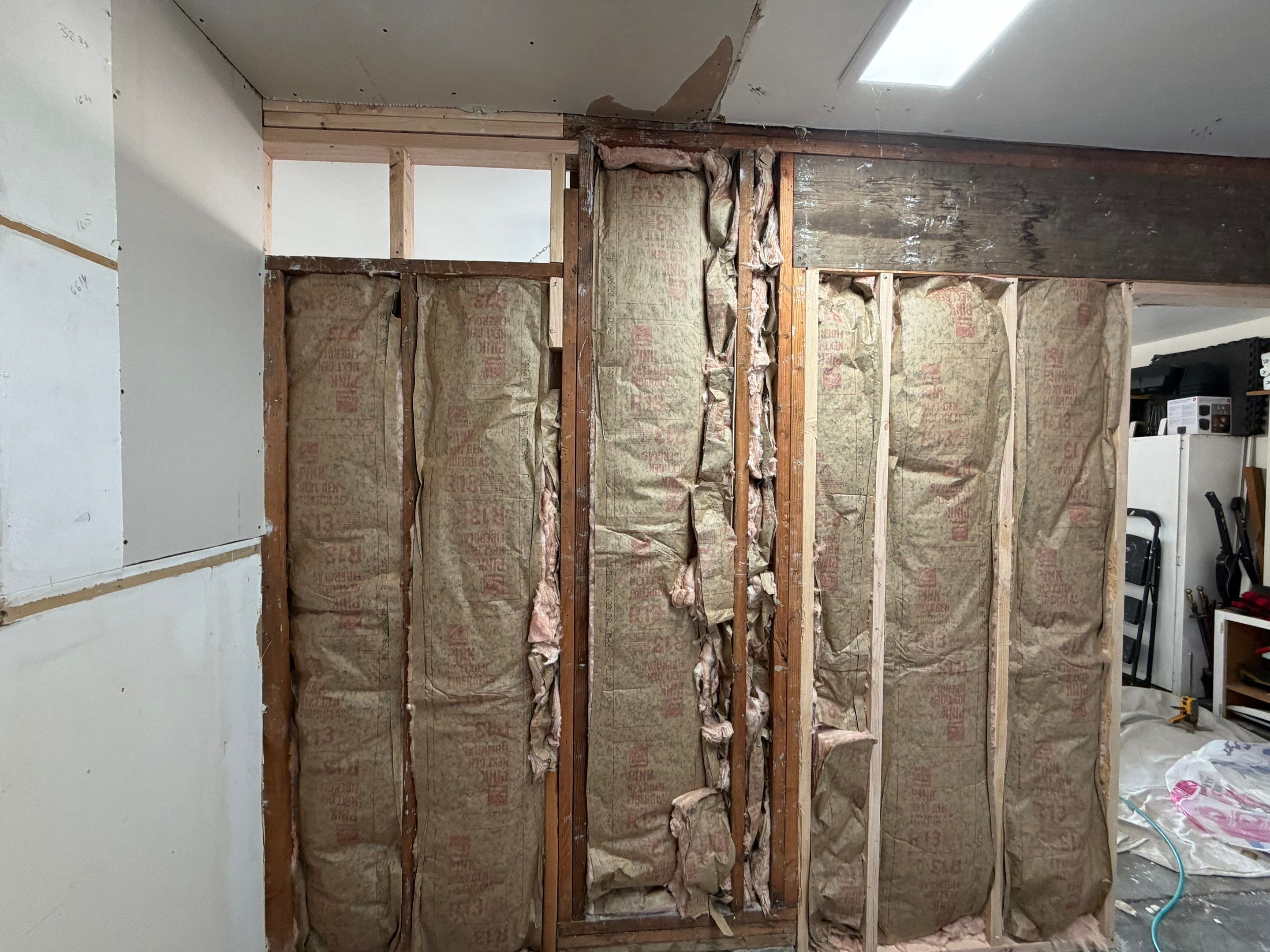 Wall Construction by Handyman State LLC