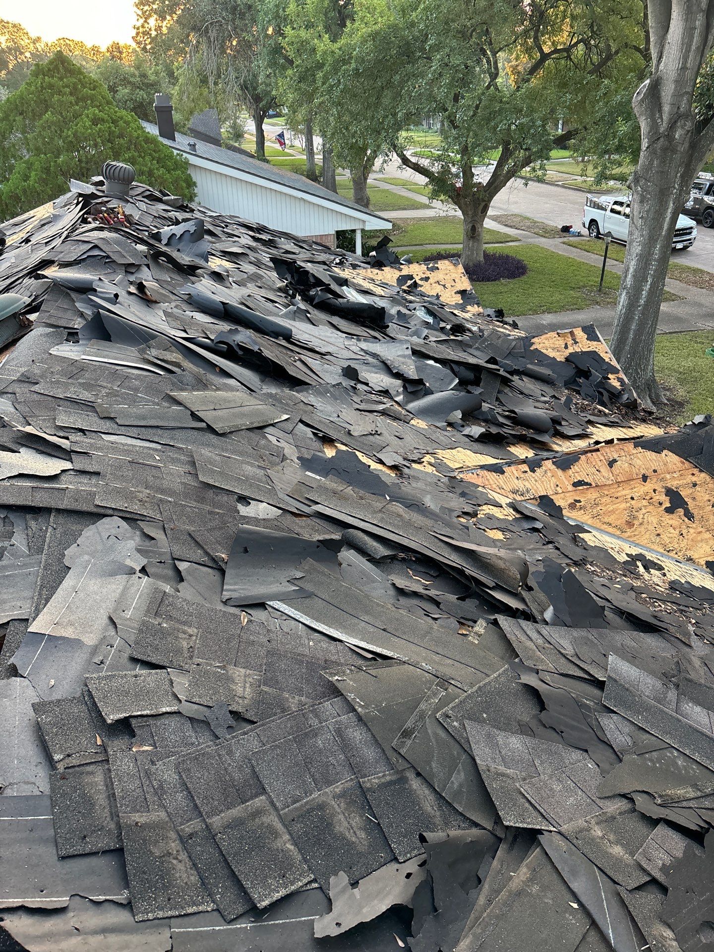 Residential Roofing Installation using Owen's Corning Duration (Lifetime) Shingles by Roof Repair Company