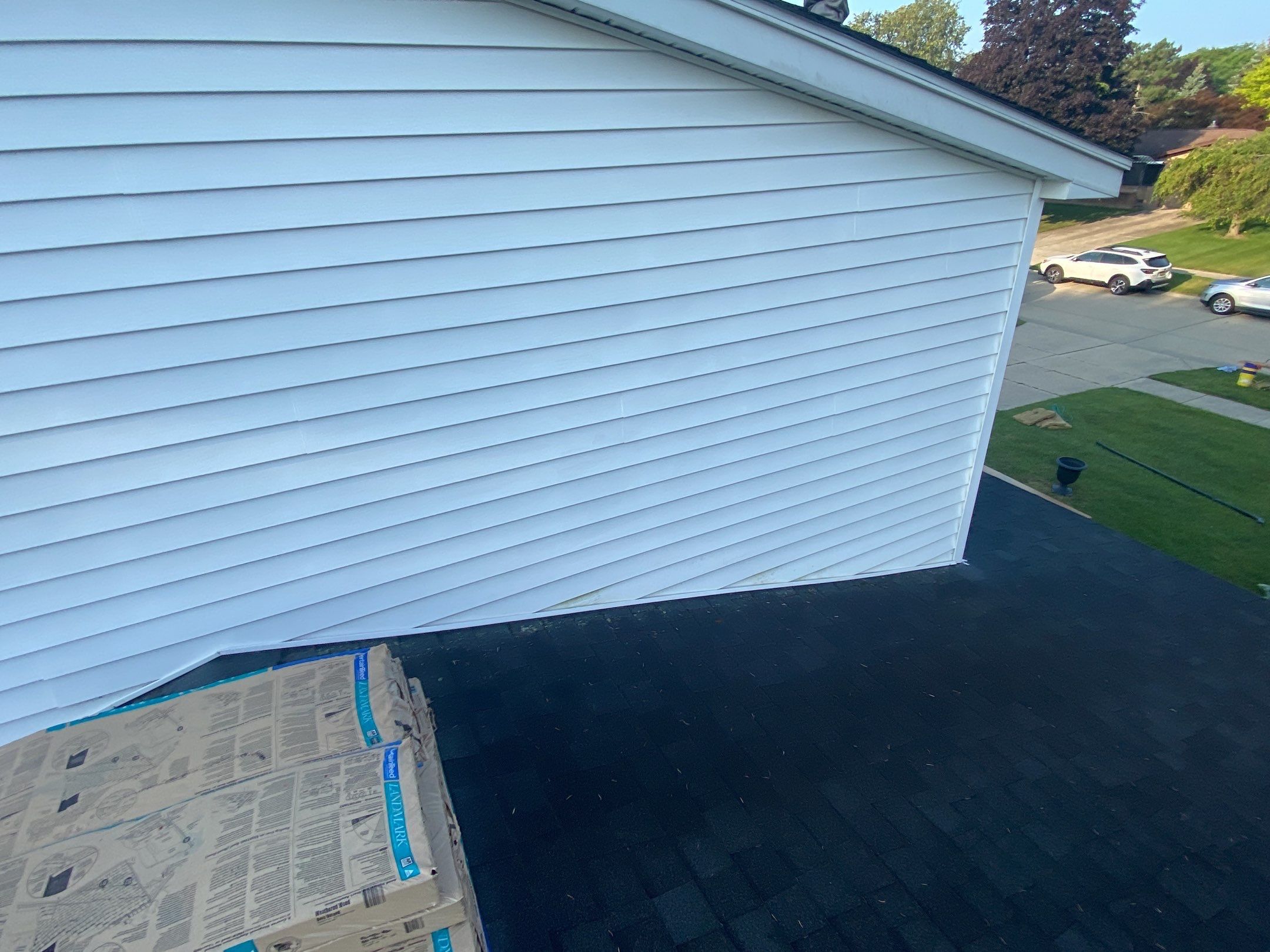 Roof Replacement using CertainTeed Landmark by 180 Contractors