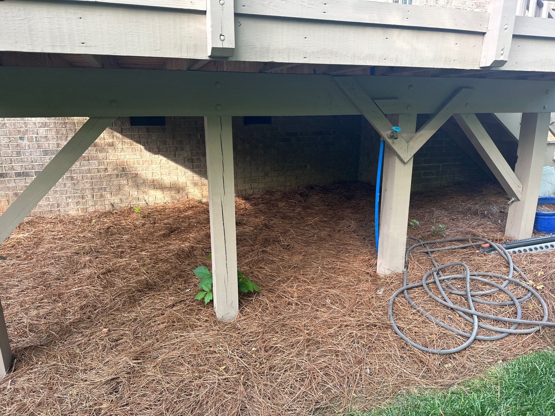 Weathered Deck using AcryFin by DuraSeal
