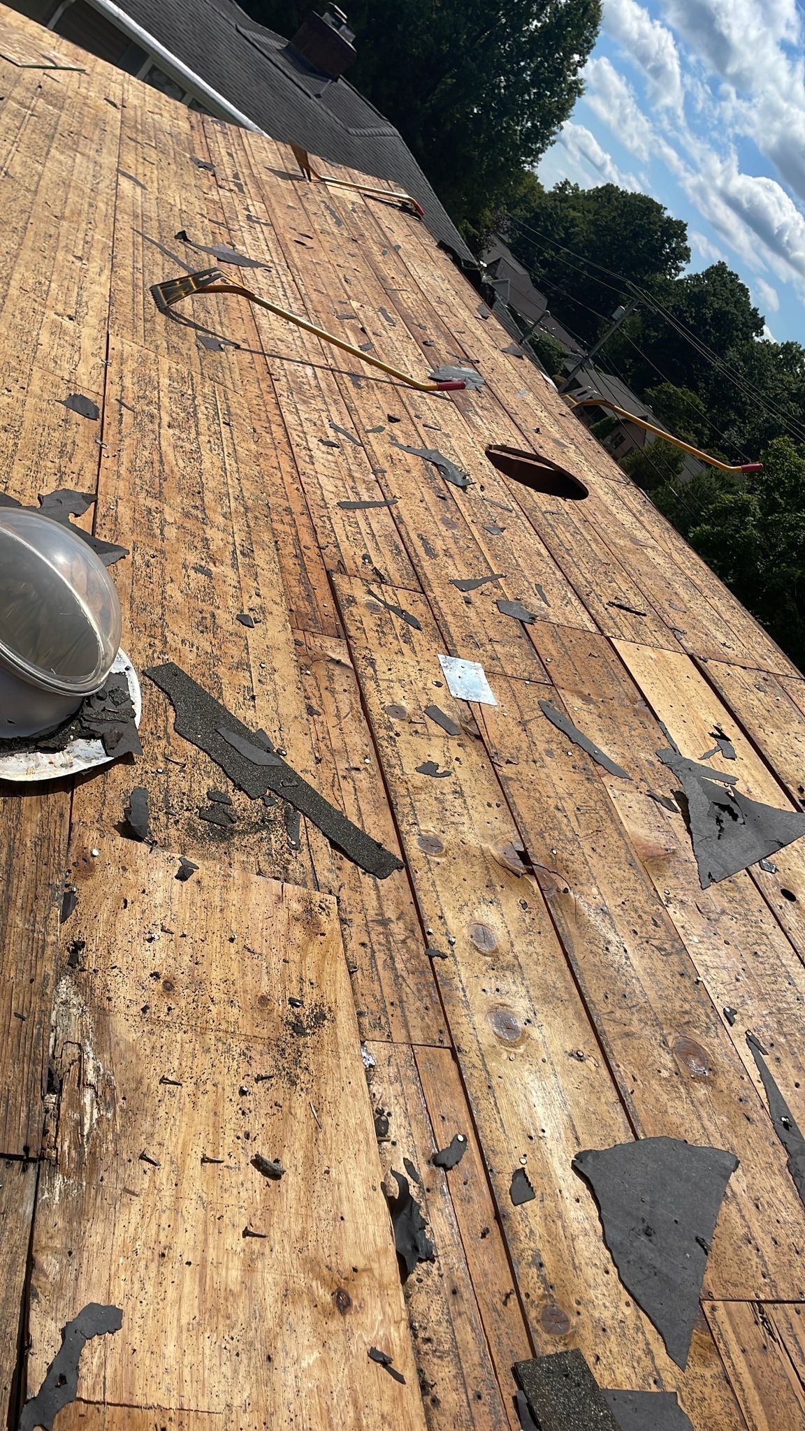 Residential Roofing Installation using GAF Timberline HDZ Biscayne Blue by Rainstoppers Roofing