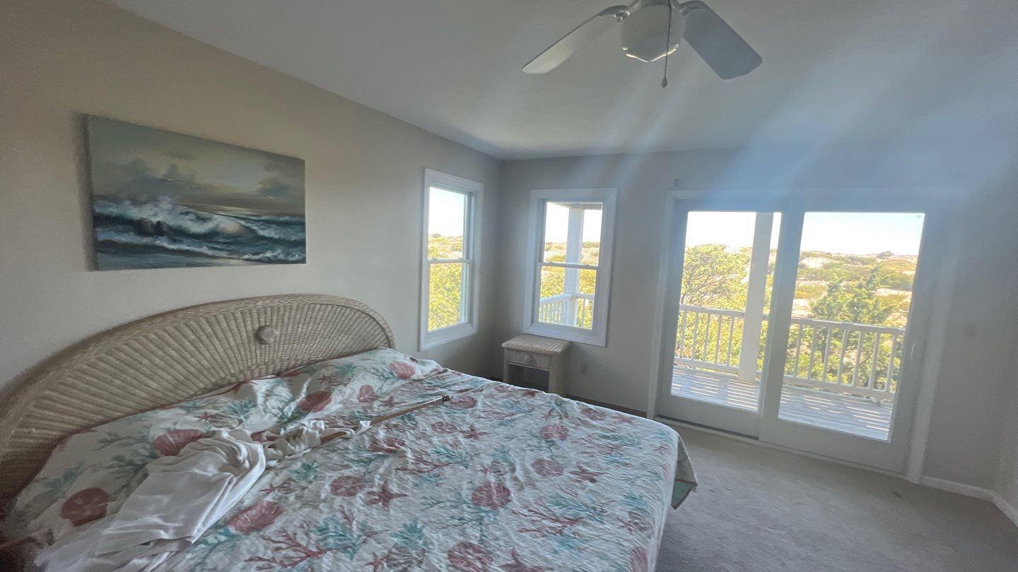 Carolina Clipper Full Exterior Project by Gallop Roofing & Remodeling, Inc.