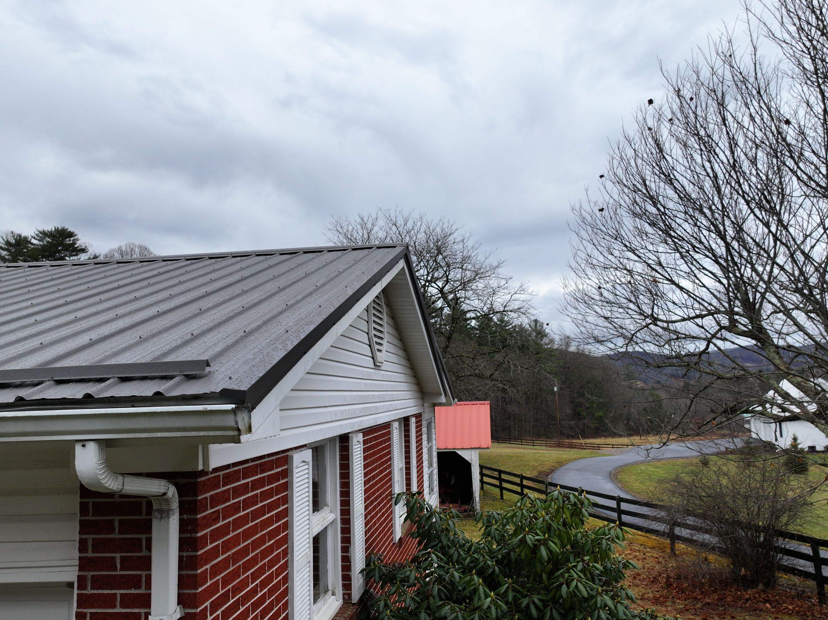 Schofield Residence by Omnia Roofing