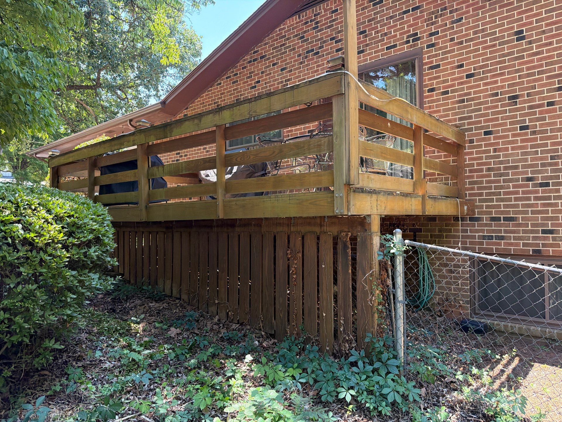 Deck using Wood Sealant by DuraSeal