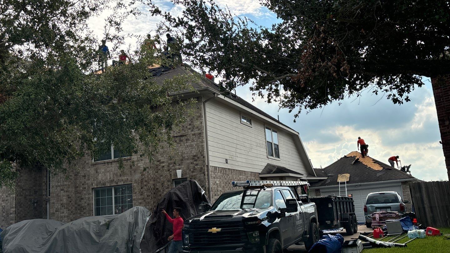 Residential Roofing Installation using Owen's Corning Duration (Lifetime) Shingles by Roof Repair Company