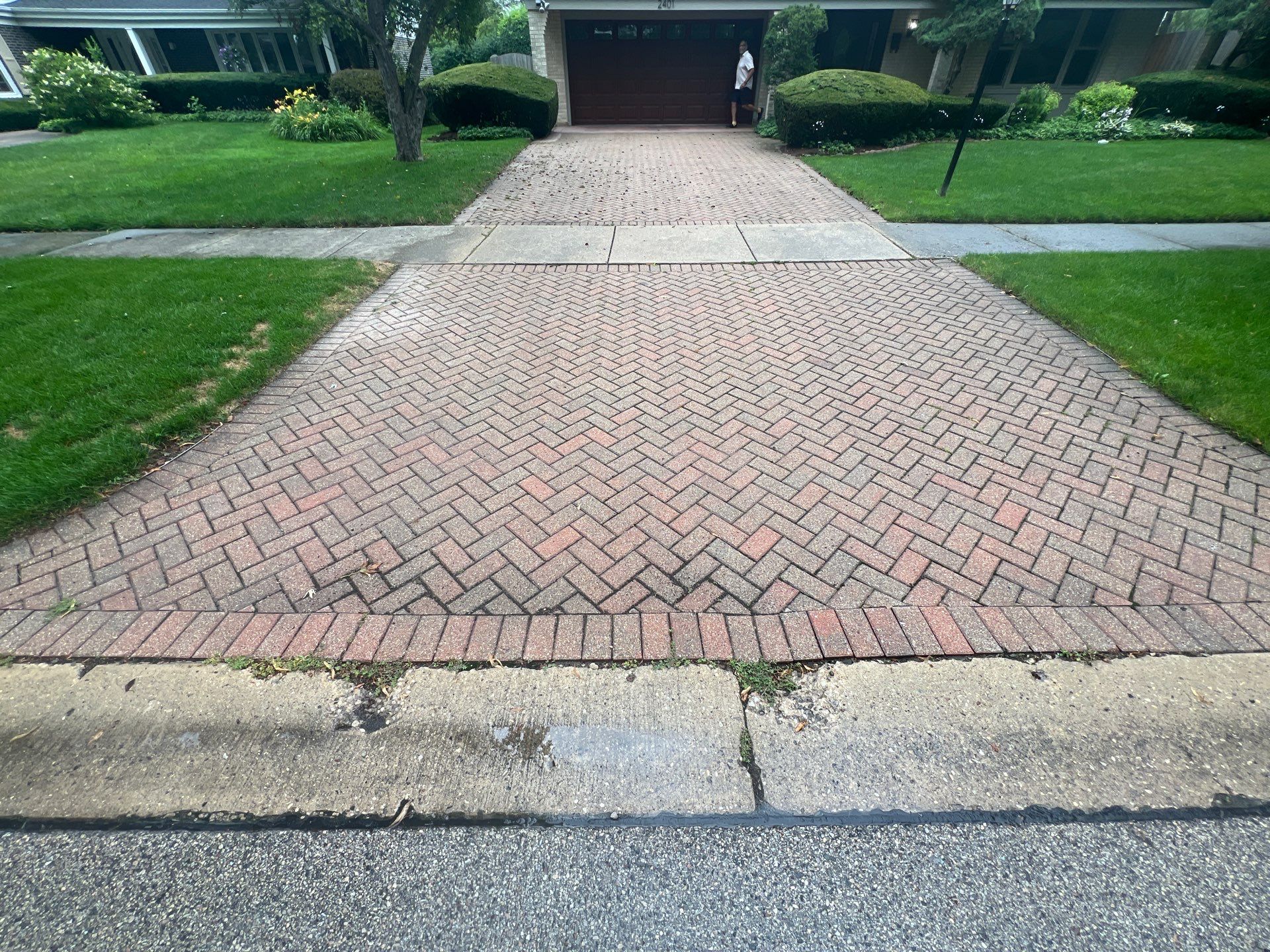 Brick paver clean, sand and seal.  using Surebond SB-1300 by Northern Power Washing LLC.