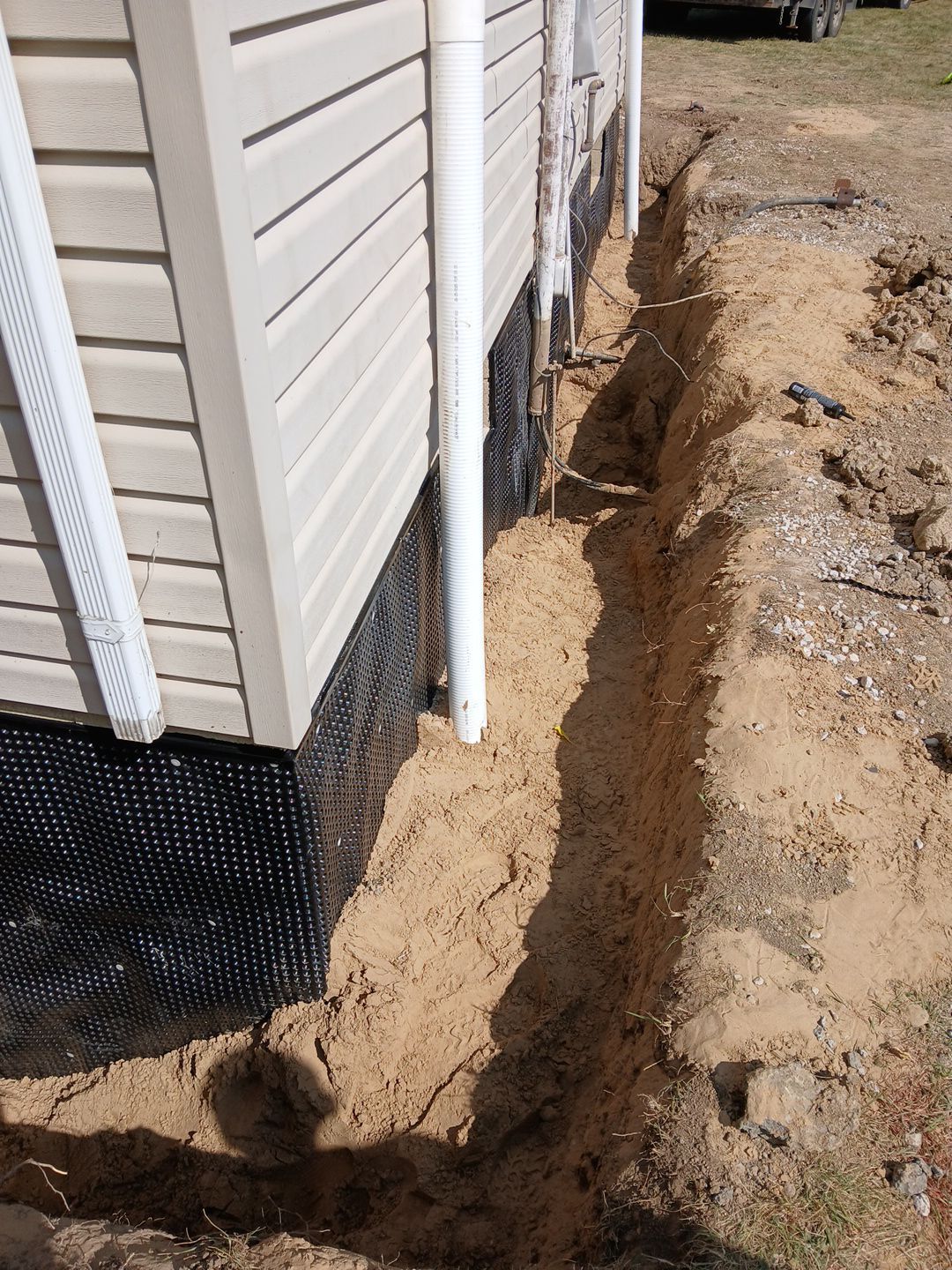 Exterior Waterproofing & Embedded Fiber Reinforcements by Toledo Basement Repair